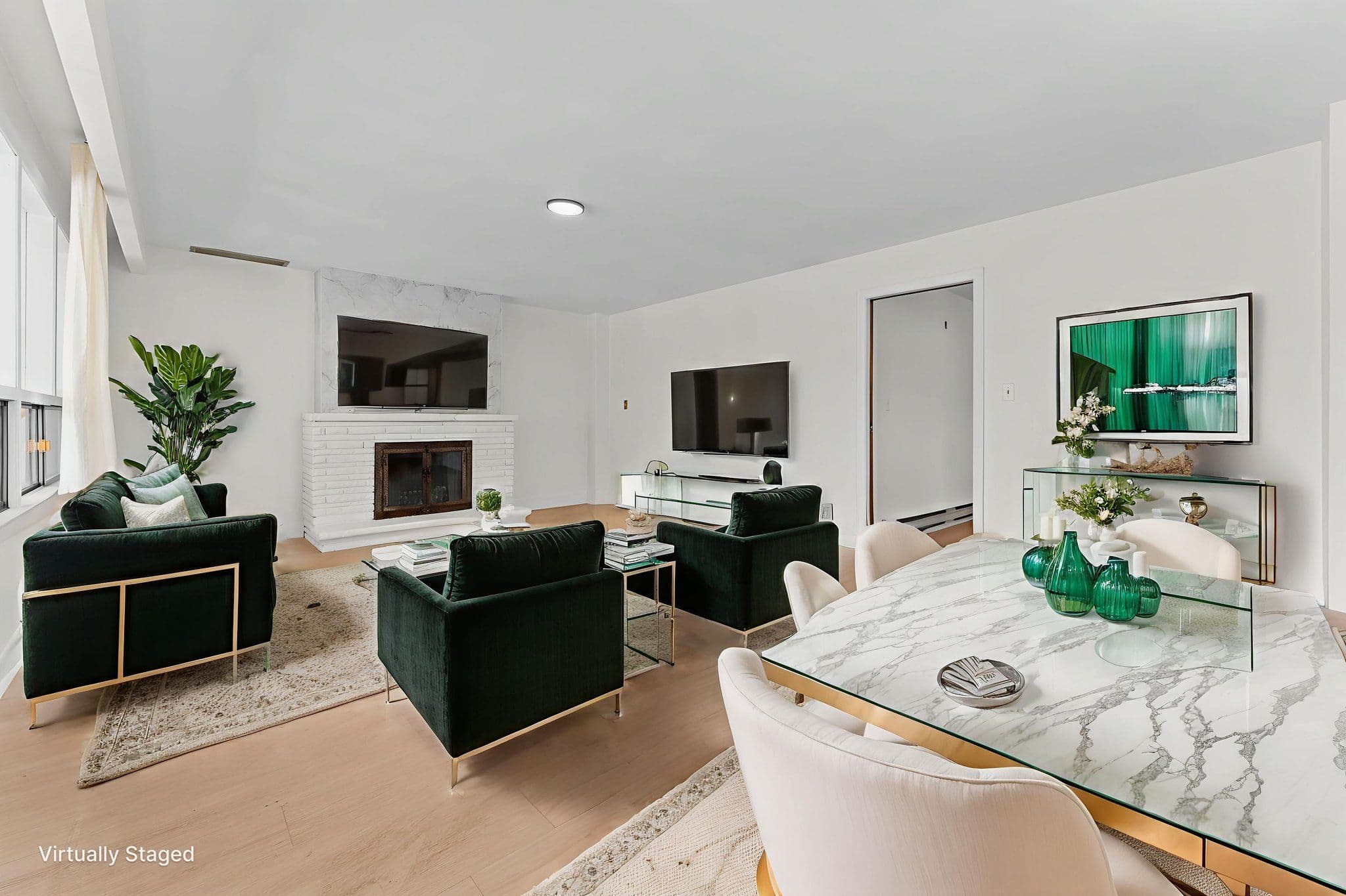 1558 Queen Street E Unit #1, Toronto E01, ON M4L 1E8