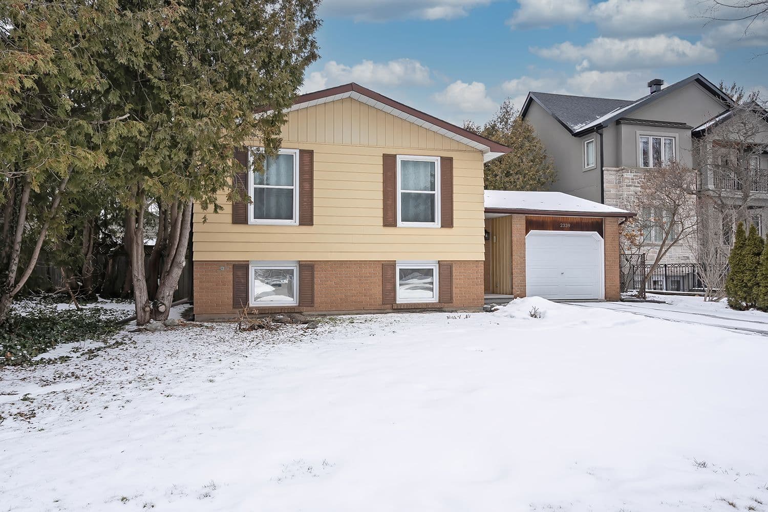 2339 Hixon Street, Oakville, ON L6L 1T7