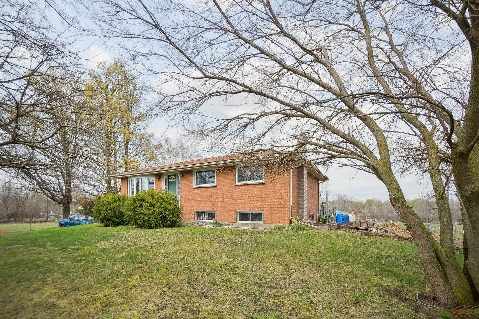 283 Inman Road, Haldimand, ON N1A 2W5