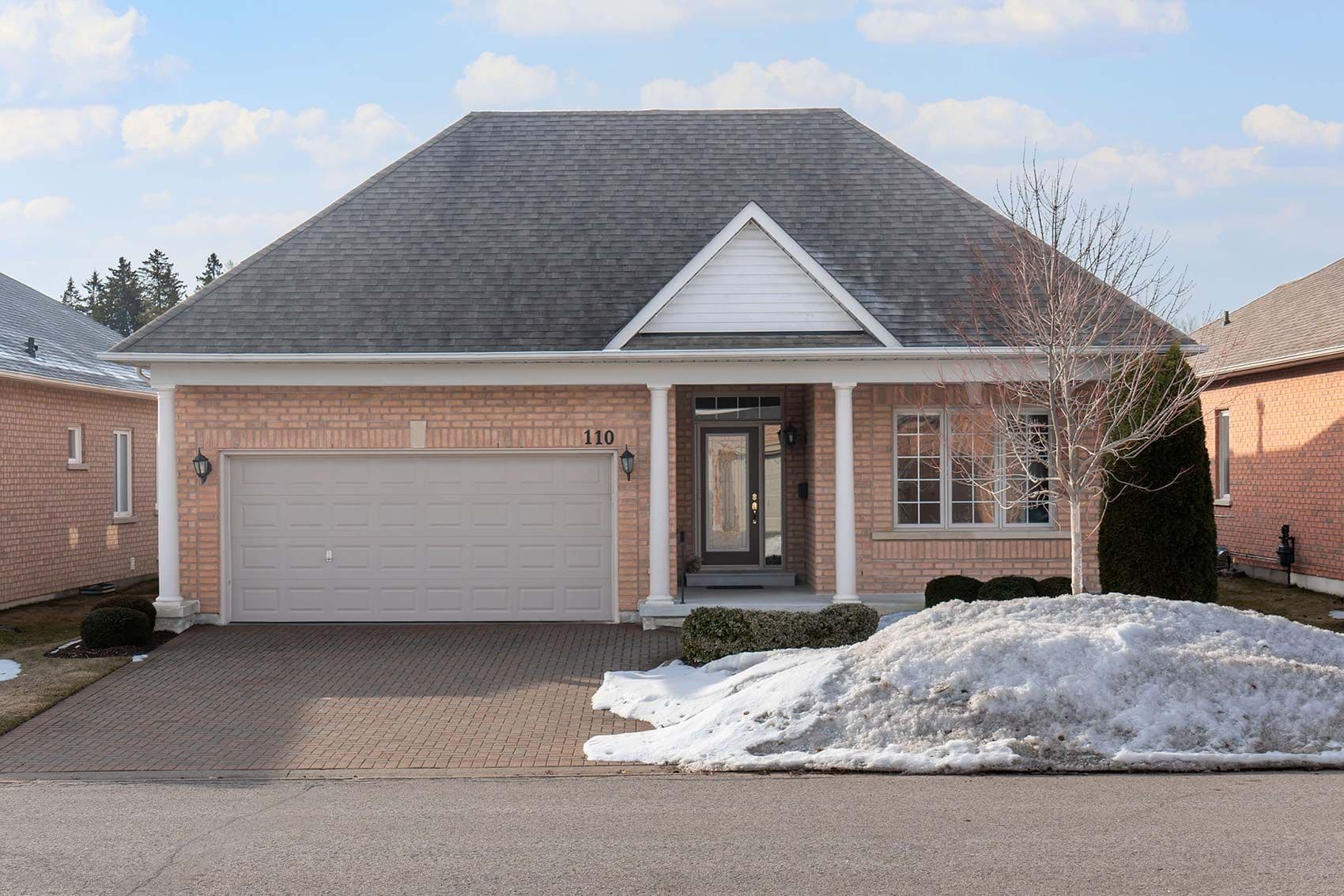 110 Couples Gallery N/A, Whitchurch-Stouffville, ON L4A 1M8