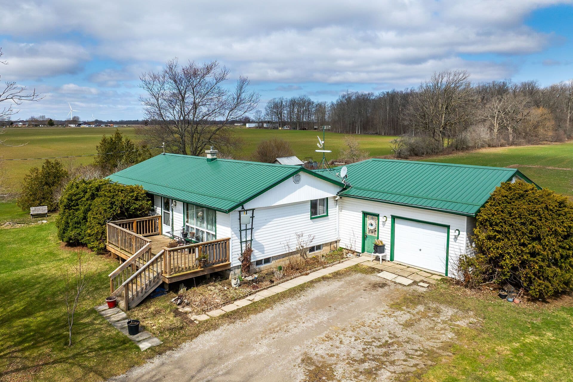 1057 Concession 4 Road, Haldimand, ON N0A 1G0