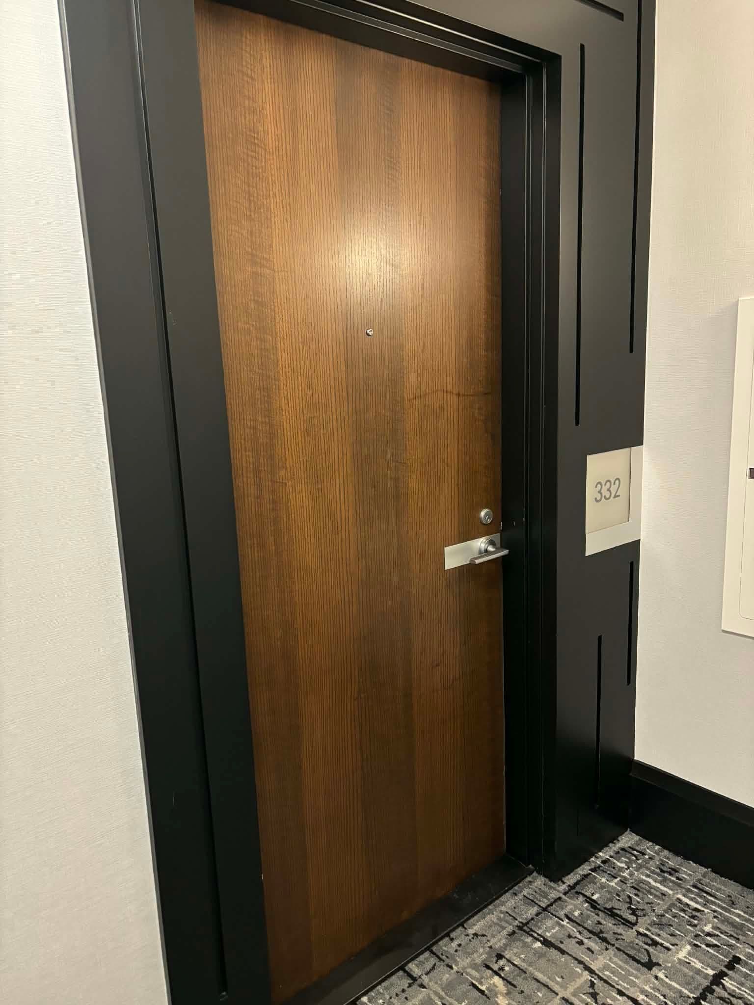 111 Elizabeth Street 332, Toronto C01, ON M5G 1P7