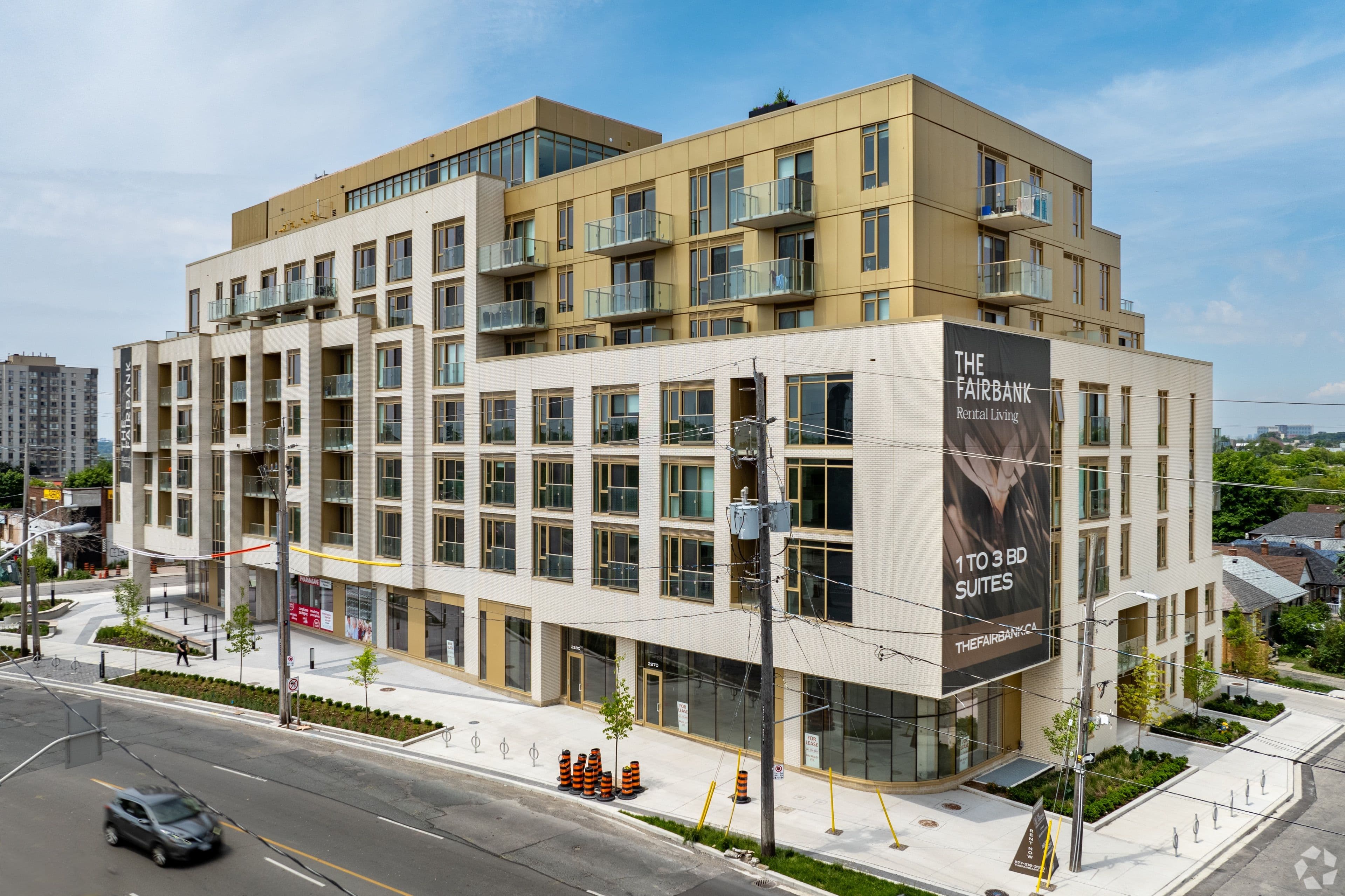 9 Croham Road 616, Toronto W04, ON M6E 0B3