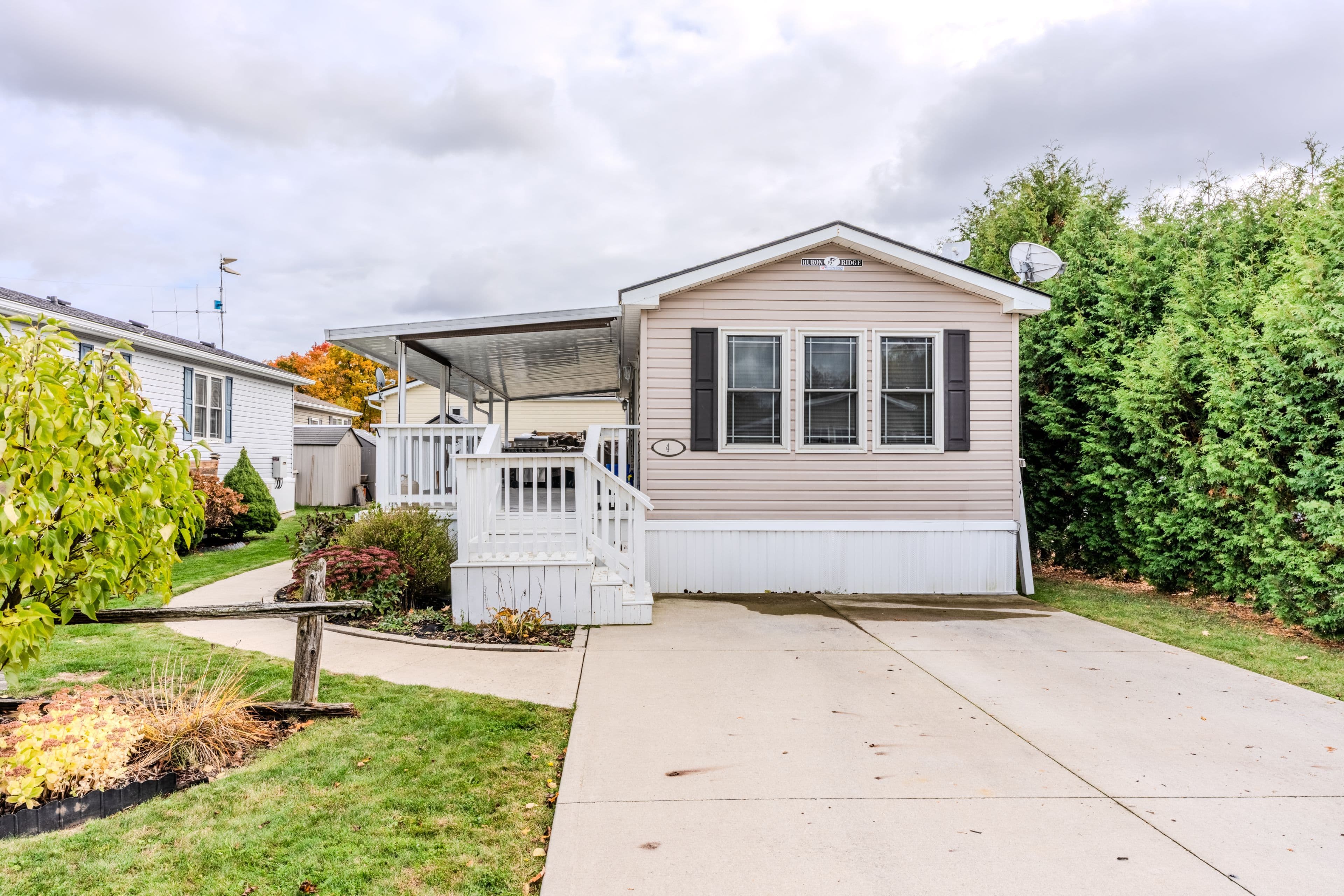 4449 Milburough Line 4 Tamarack, Burlington, ON L7P 0C5