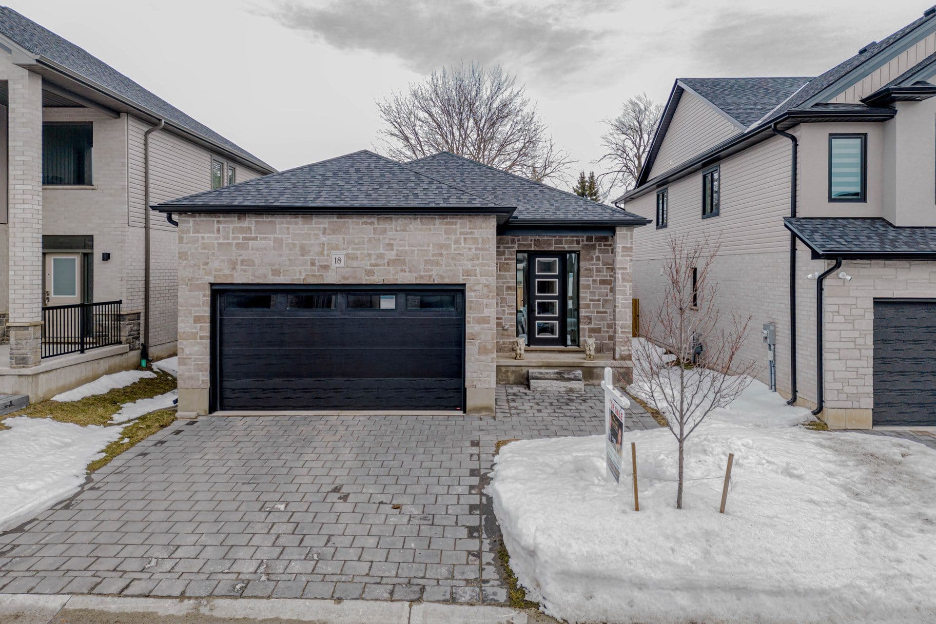 7966 Fallon Drive 18, Lucan Biddulph, ON N0M 1V0