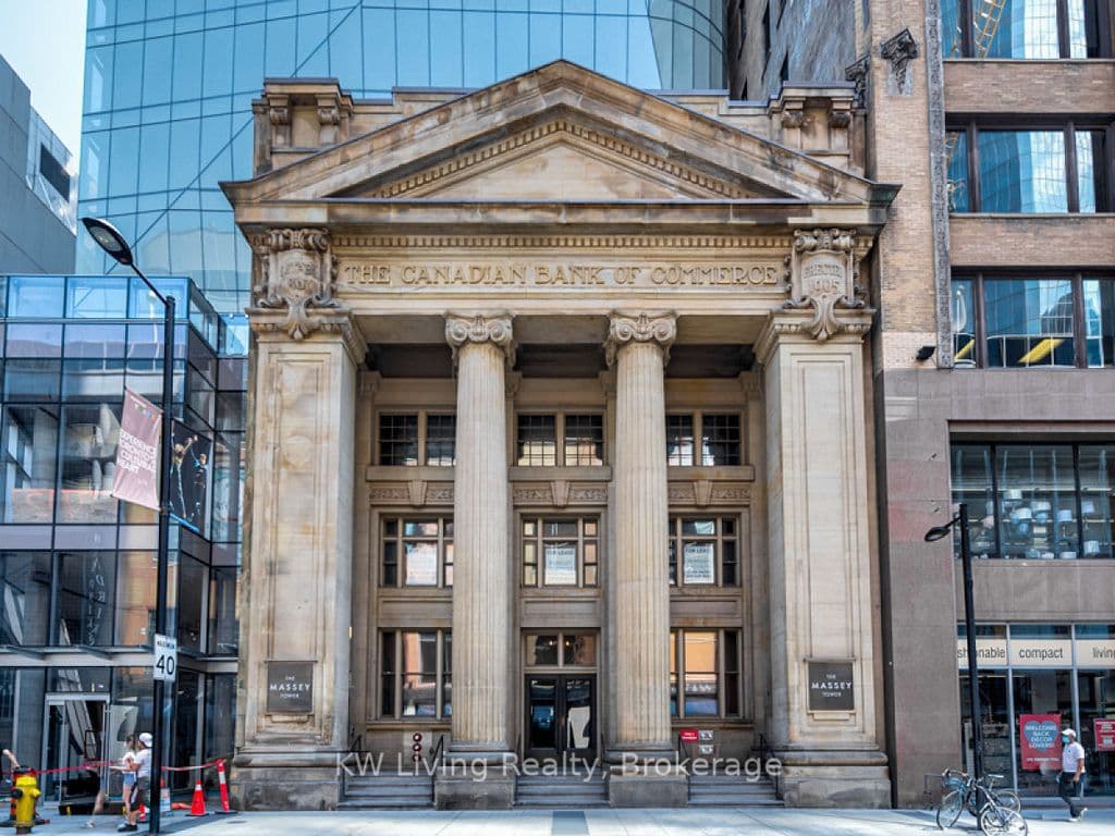 197 Yonge Street 2102, Toronto C08, ON M5B 0C1