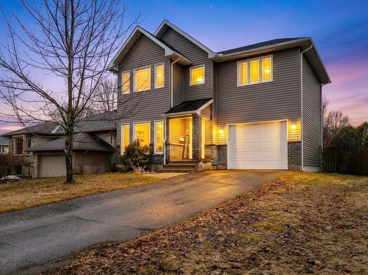 6 Francis Street, Carleton Place, ON K7C 0C6