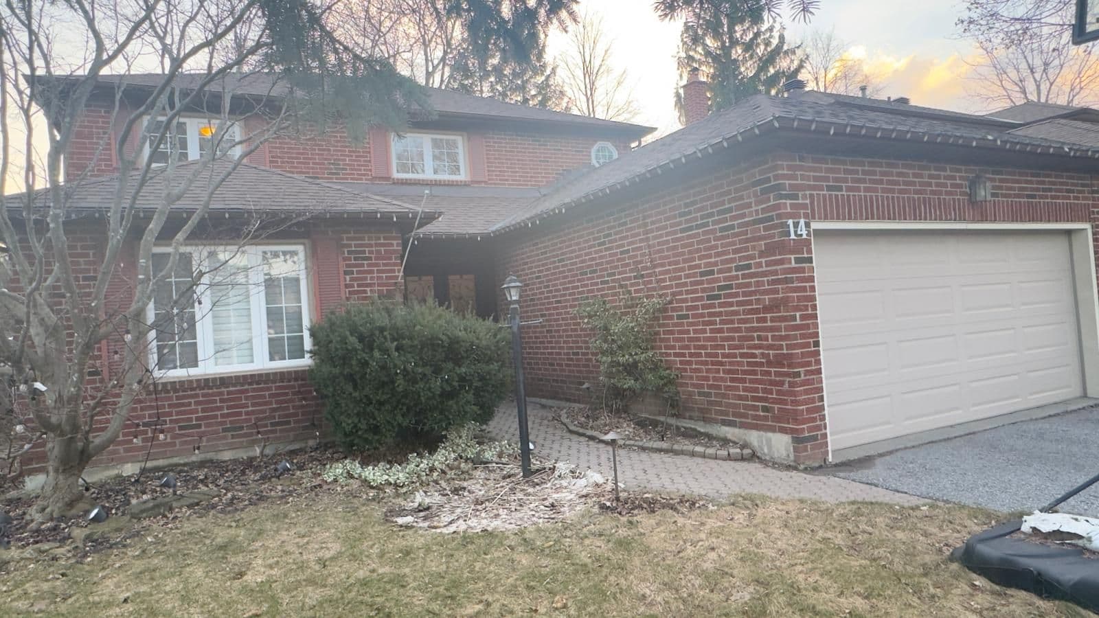 14 Mintleaf Gate, Markham, ON L3P 5X4