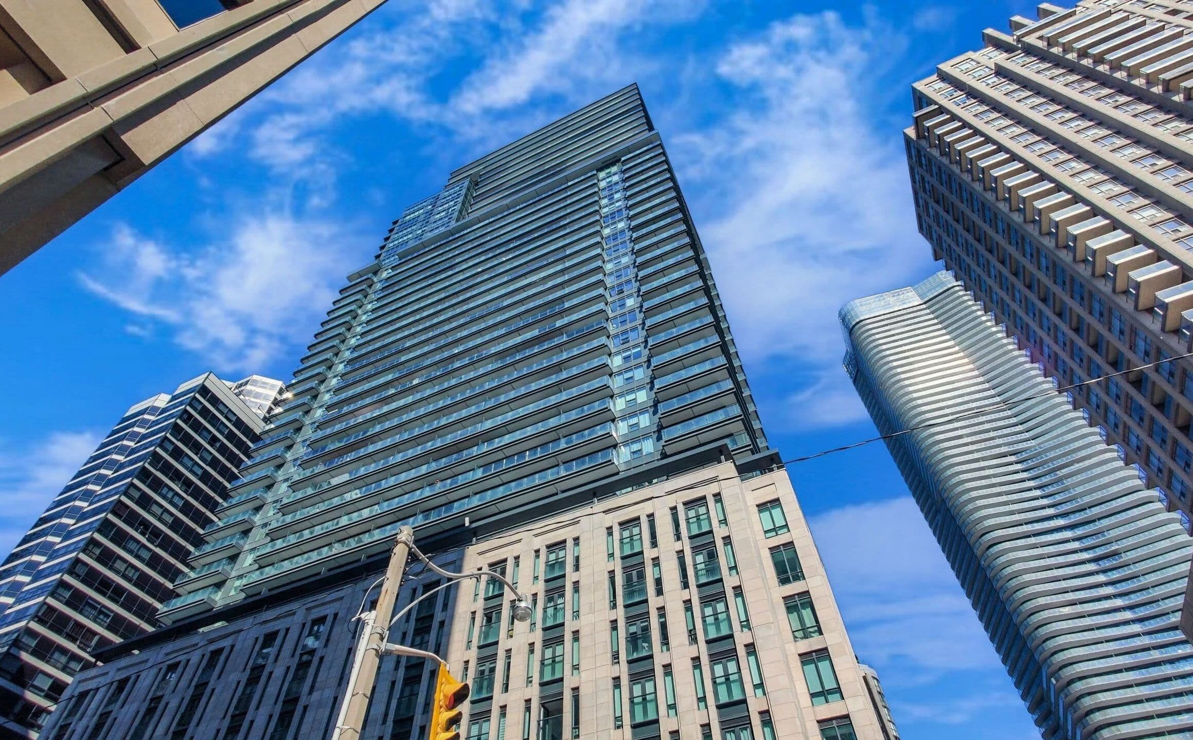 955 Bay Street 209, Toronto C01, ON M5S 2A2