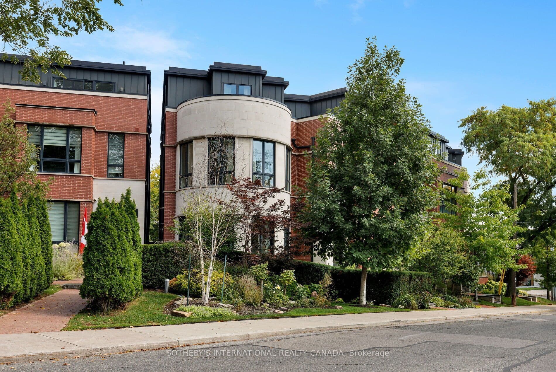 7 Thurloe Avenue, Toronto C10, ON M4S 0B4