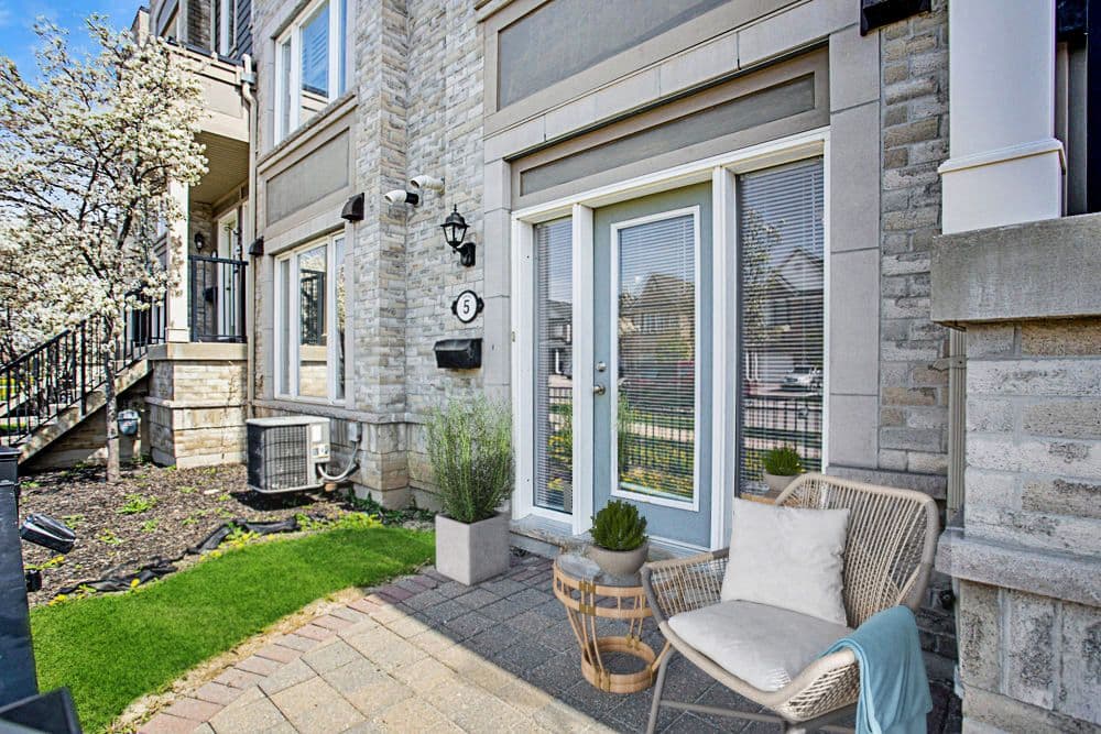 5055 Oscar Peterson Boulevard 5, Mississauga, ON L5M 0P4