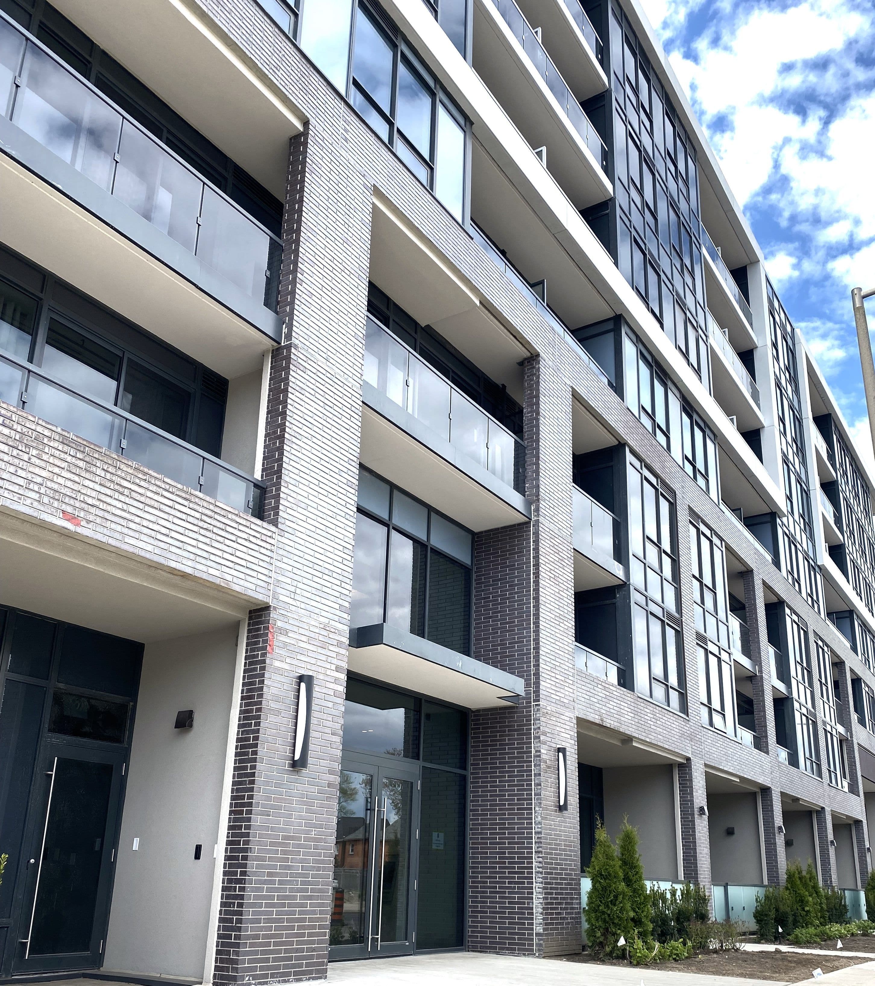 415 Main Street N 416, Hamilton, ON L8P 1K5