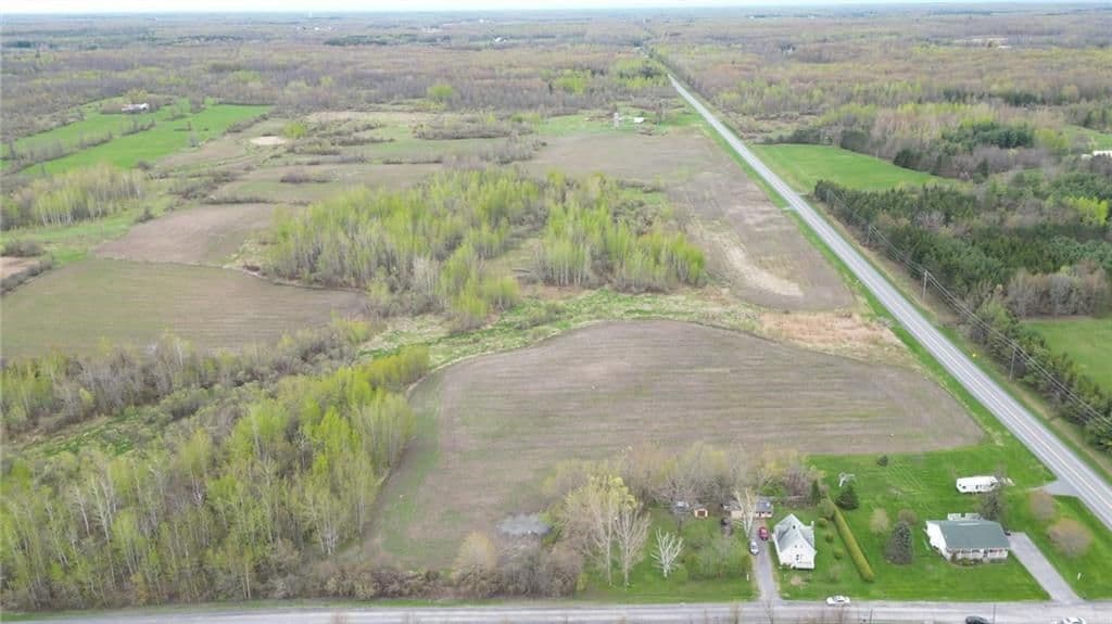 19100 KENYON CONC RD 7 Road, North Glengarry, ON K0C 1A0