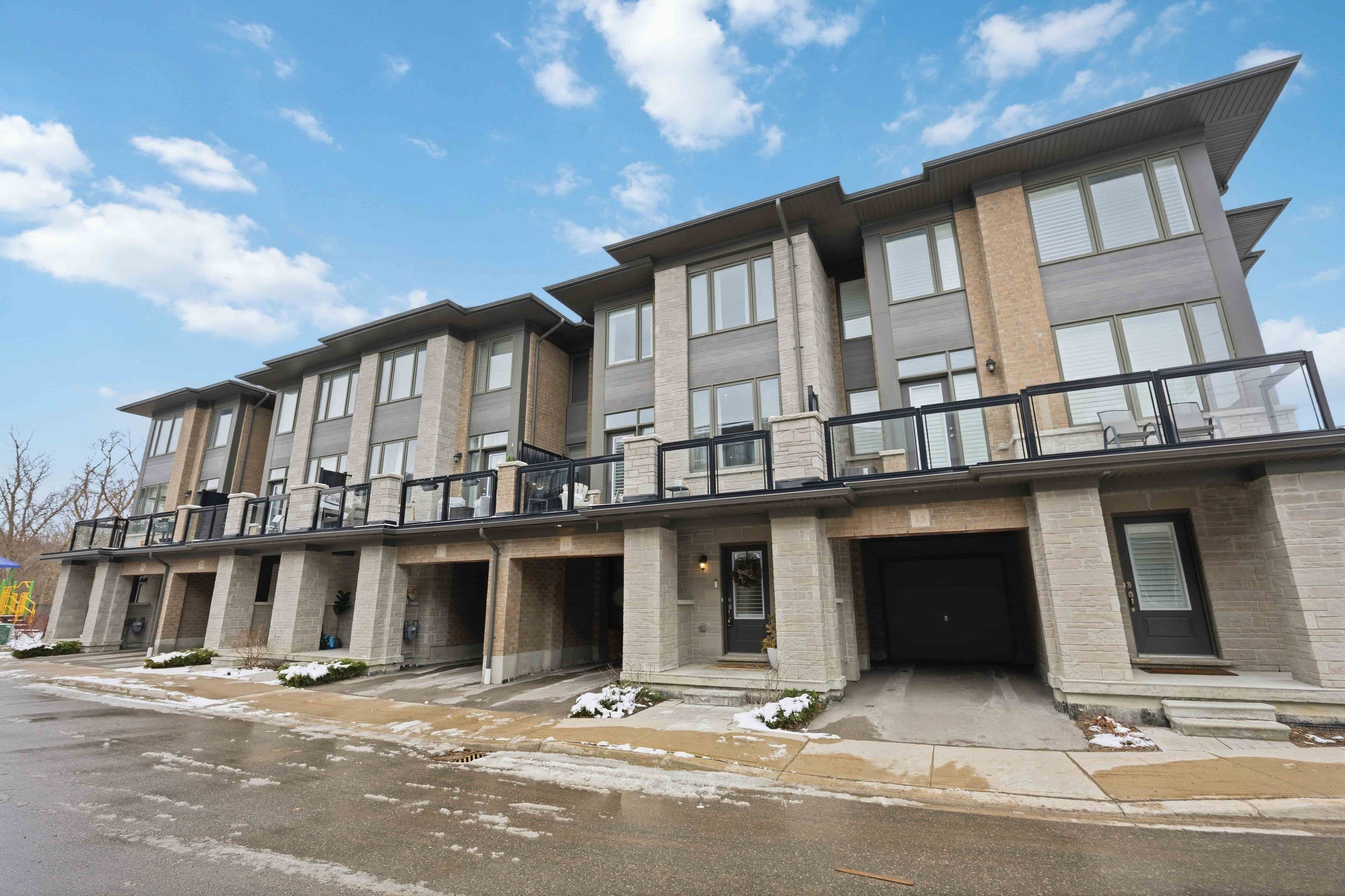 1956 Altona Road 14, Pickering, ON L1V 1M7