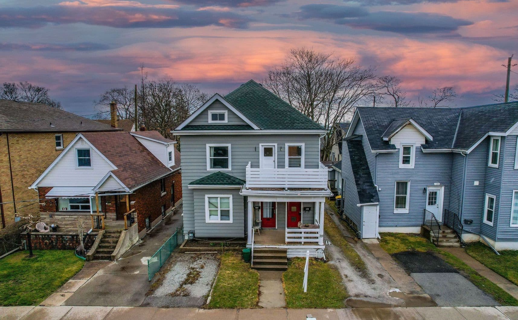 128 Geneva Street, St. Catharines, ON L2R 4N6