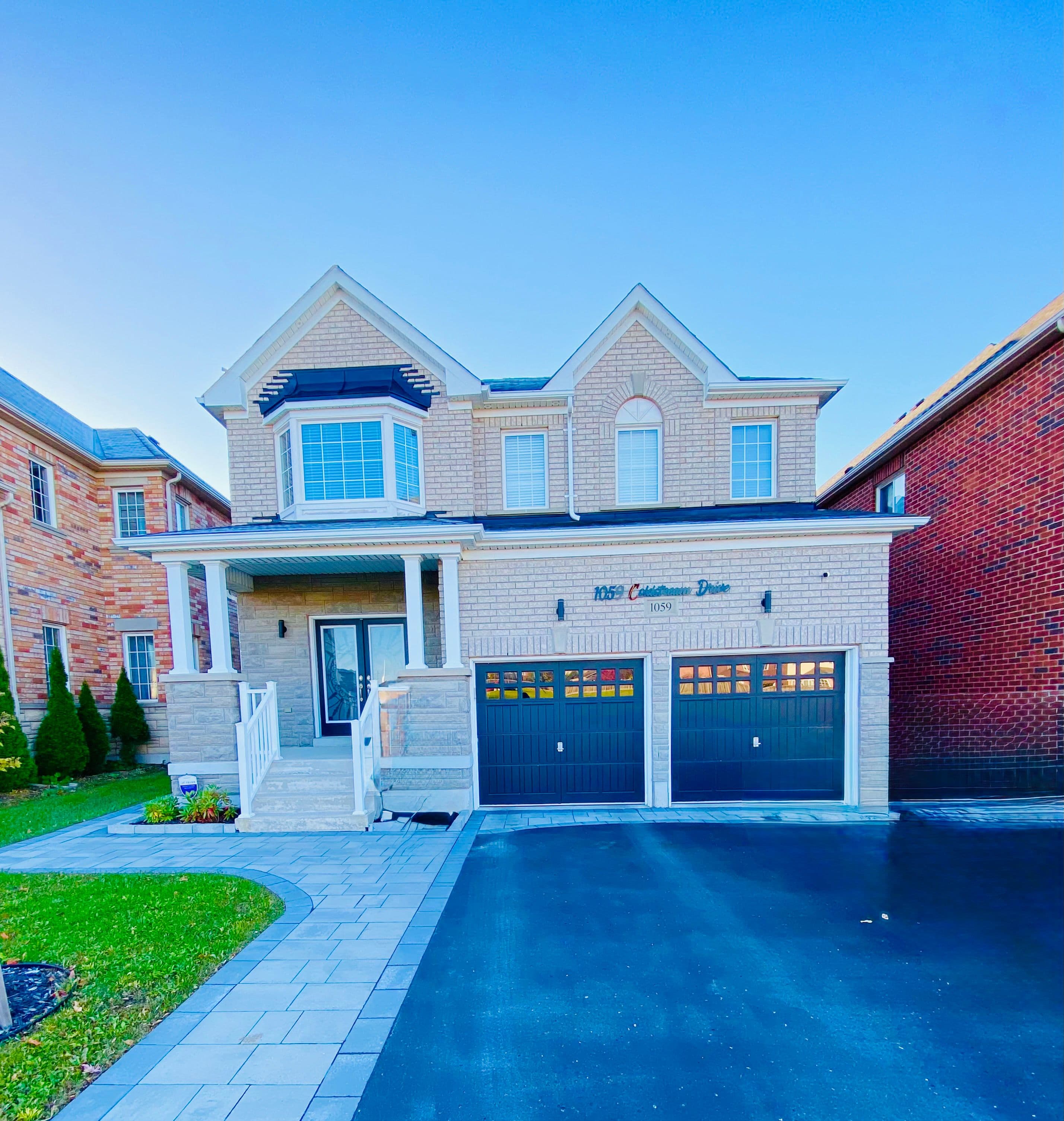 1059 Coldstream Drive, Oshawa, ON L1K 0J6