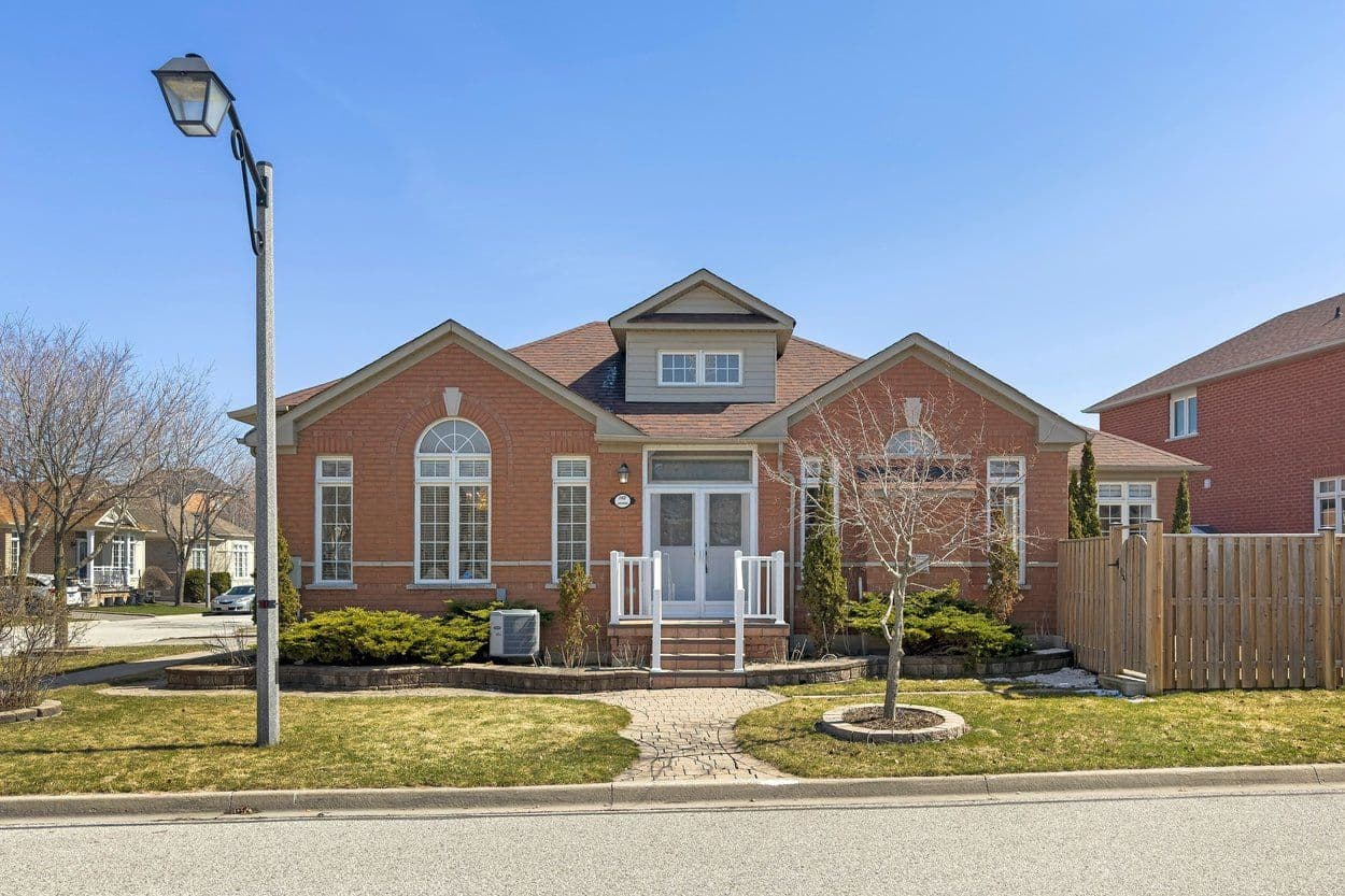 142 Saffron Street, Markham, ON L6E 1M3