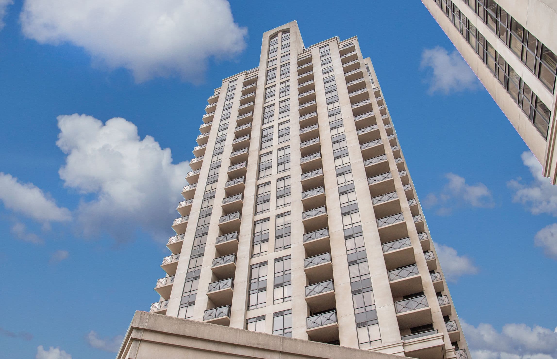 133 Wynford Drive 1609, Toronto C13, ON M3C 0J5