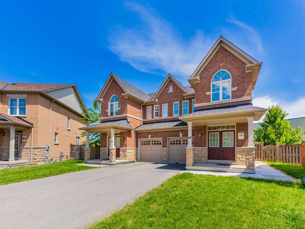 69 Princess Diana Drive Upper, Markham, ON L6C 0G9