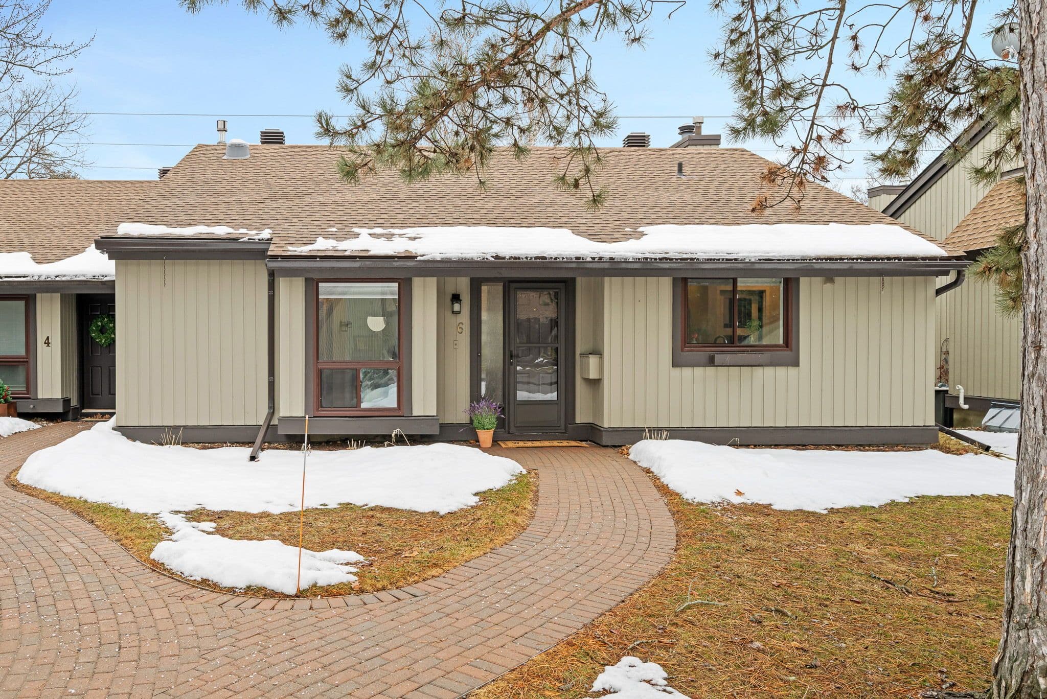 6 Kittansett Court, Stittsville - Munster - Richmond, ON K2S 1B9