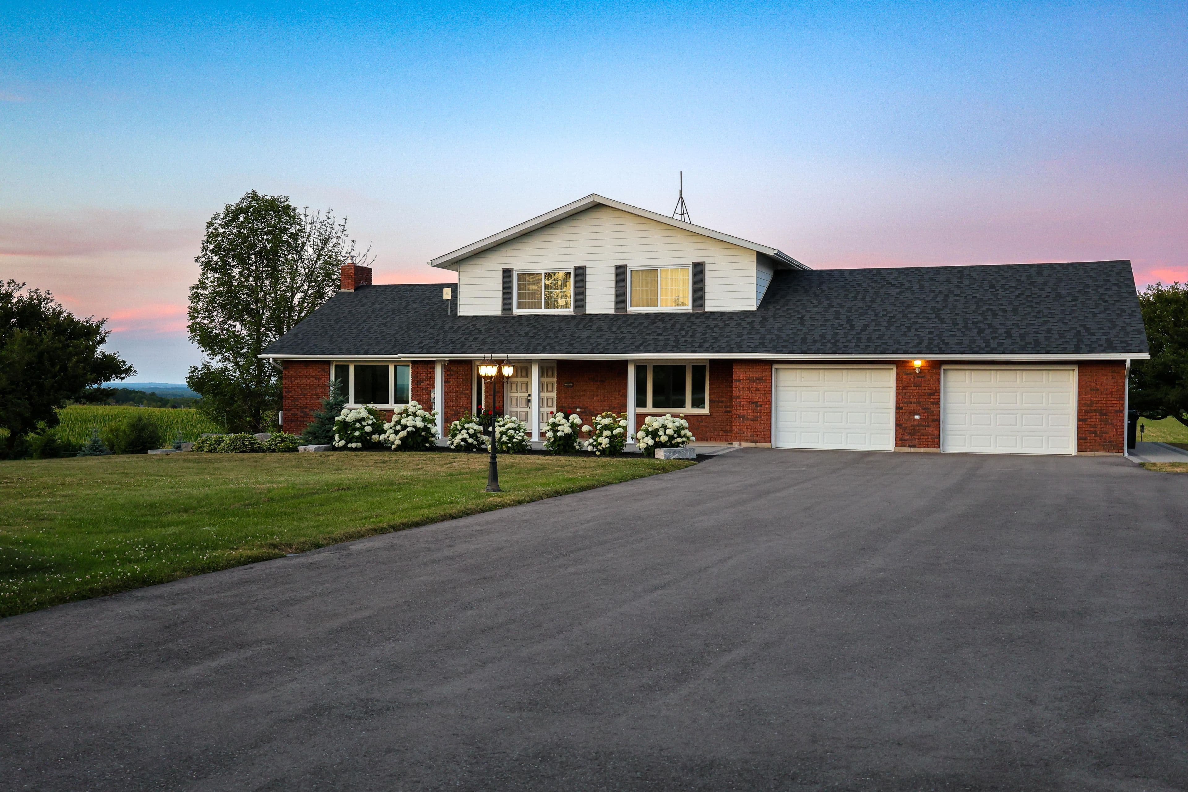 2219 County 42 Road, Clearview, ON L0M 1S0