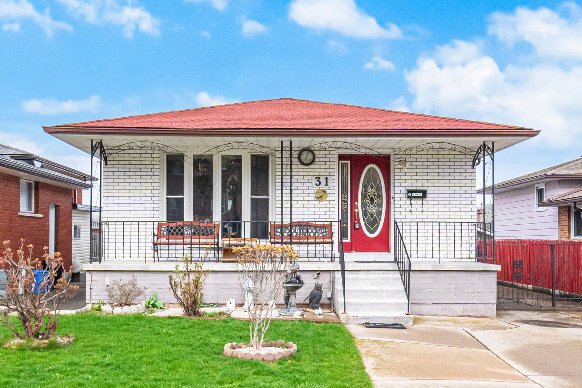 31 Summercrest Drive, Hamilton, ON L8K 6G5