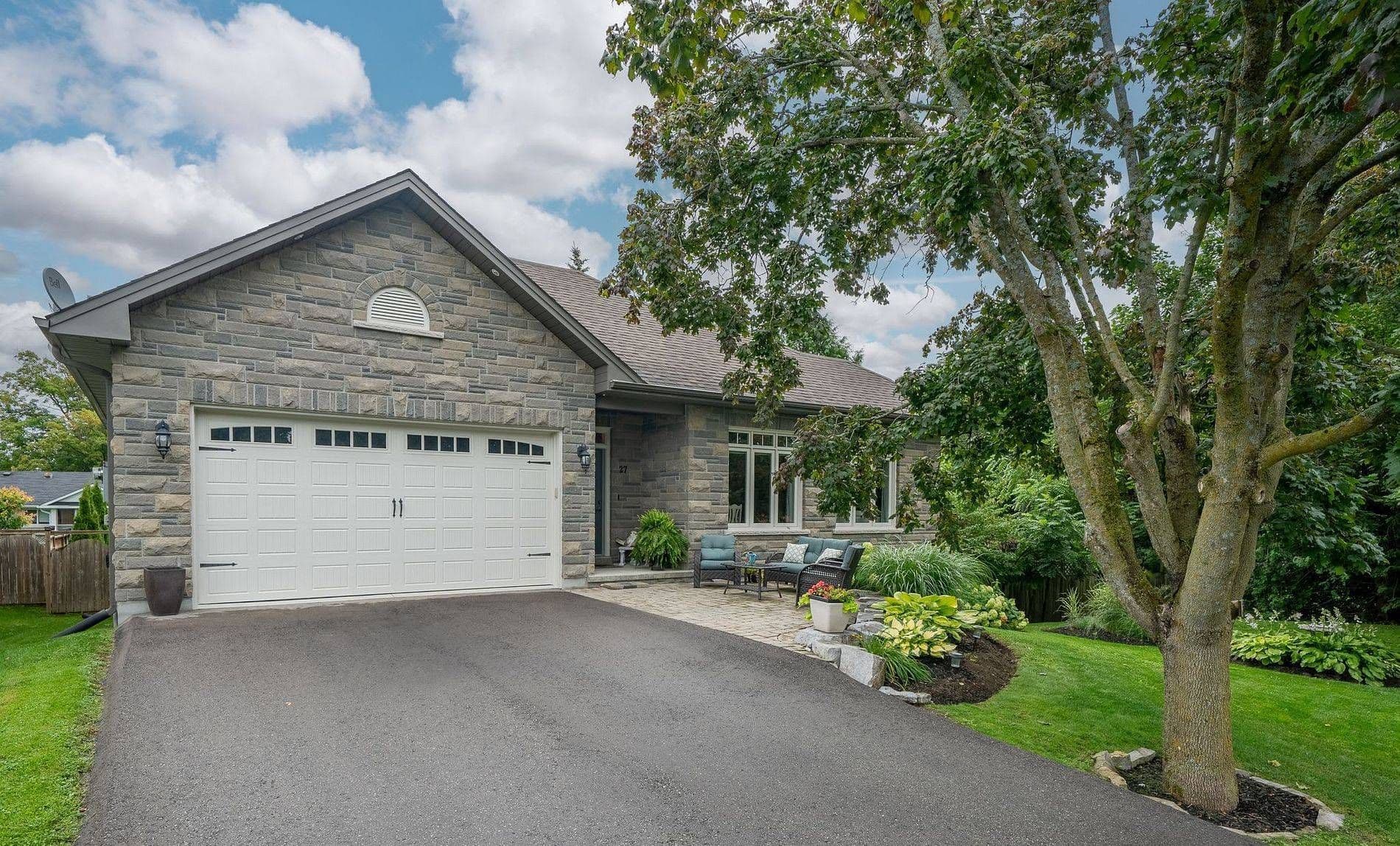 27 Church Street S, Brock, ON L0C 1H0