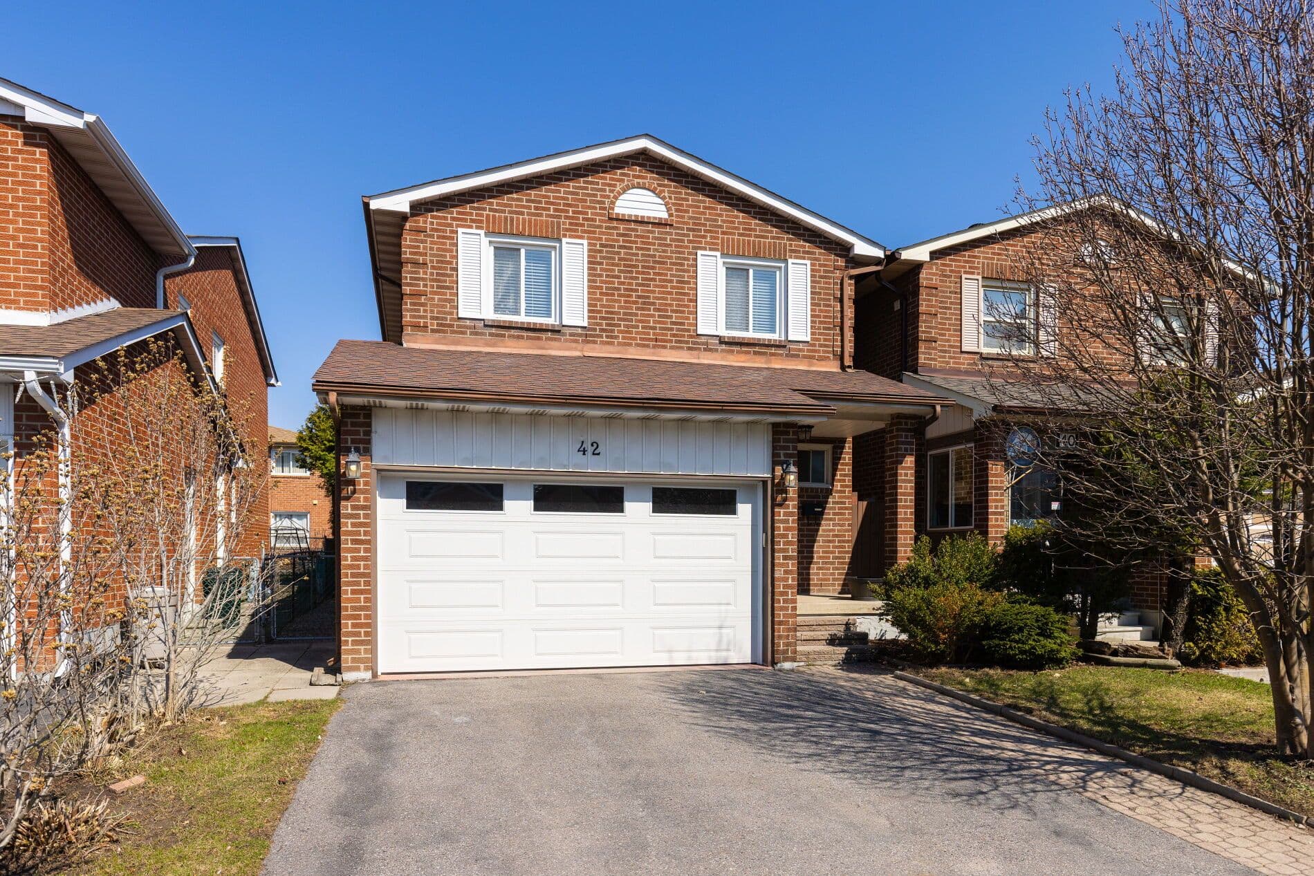 42 Cog Hill Drive, Vaughan, ON L4K 1M7