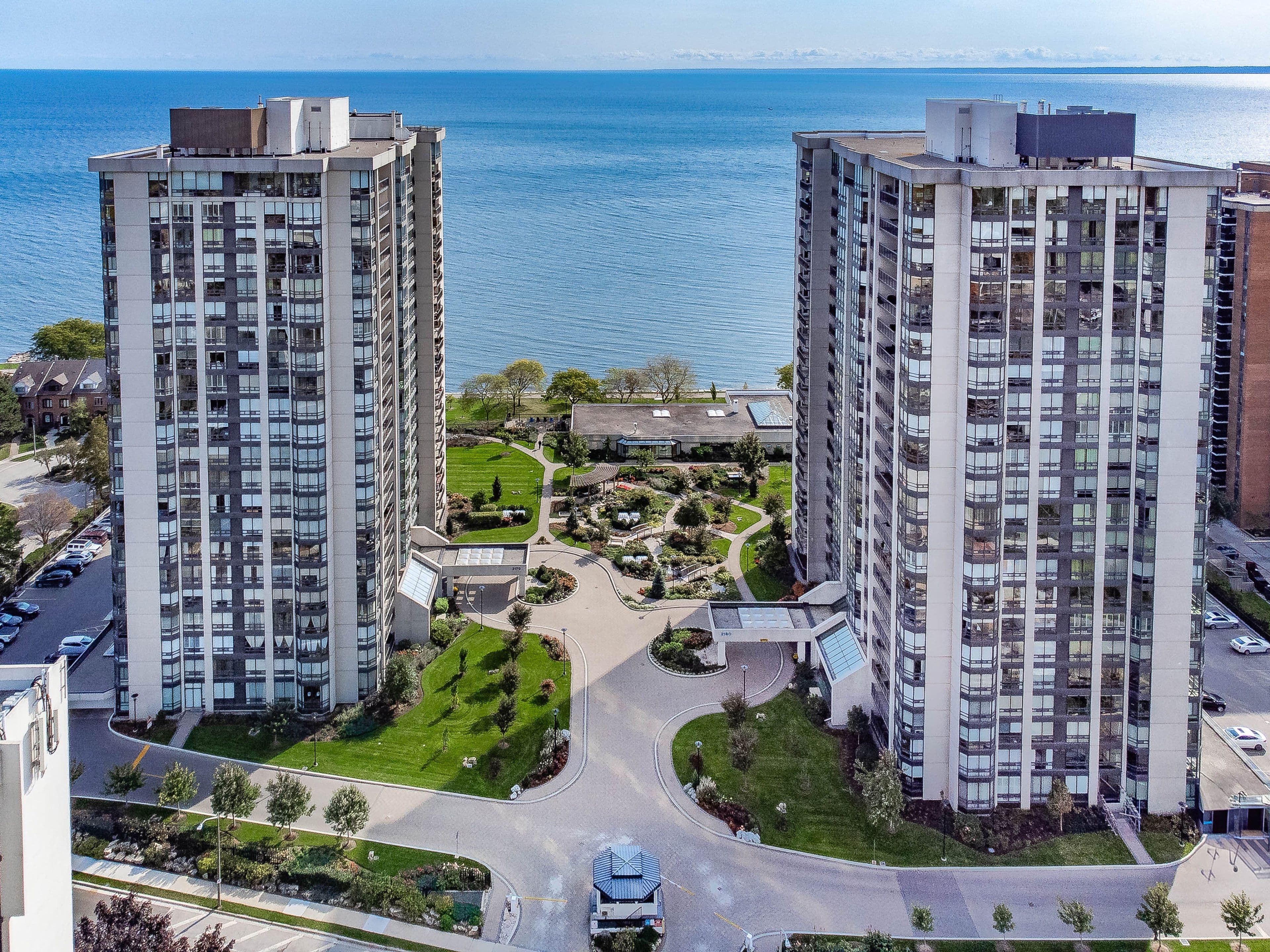 2180 Marine Drive 1601, Oakville, ON L6L 5V2