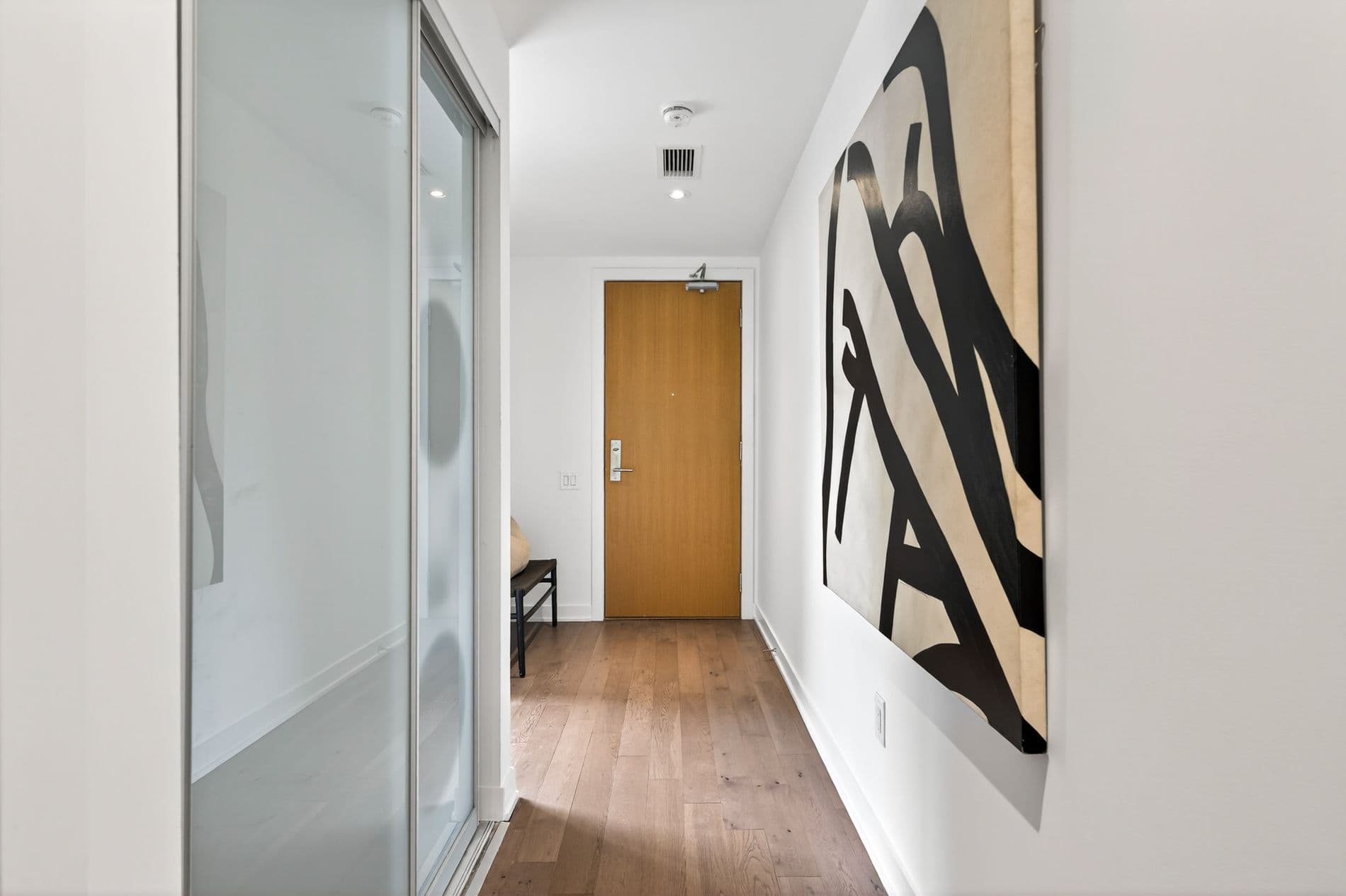 38 Stewart Street 604, Toronto C01, ON M5V 0H1