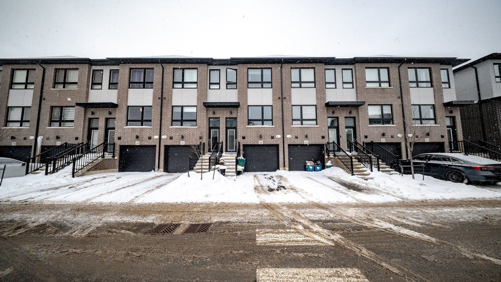 720 Grey Street 46, Brantford, ON N3S 0K2