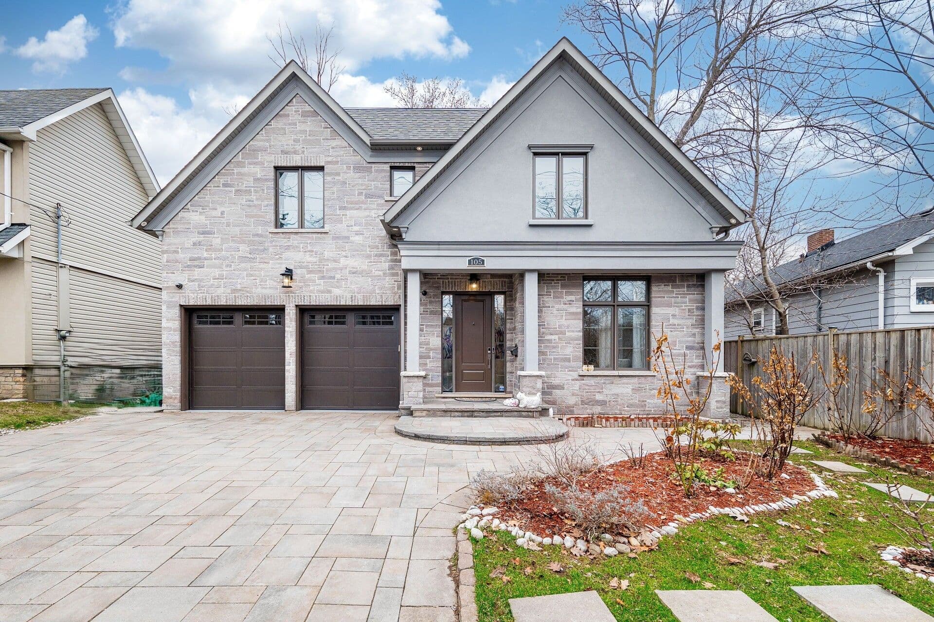 105 Eaglewood Boulevard, Mississauga, ON L5G 1V8