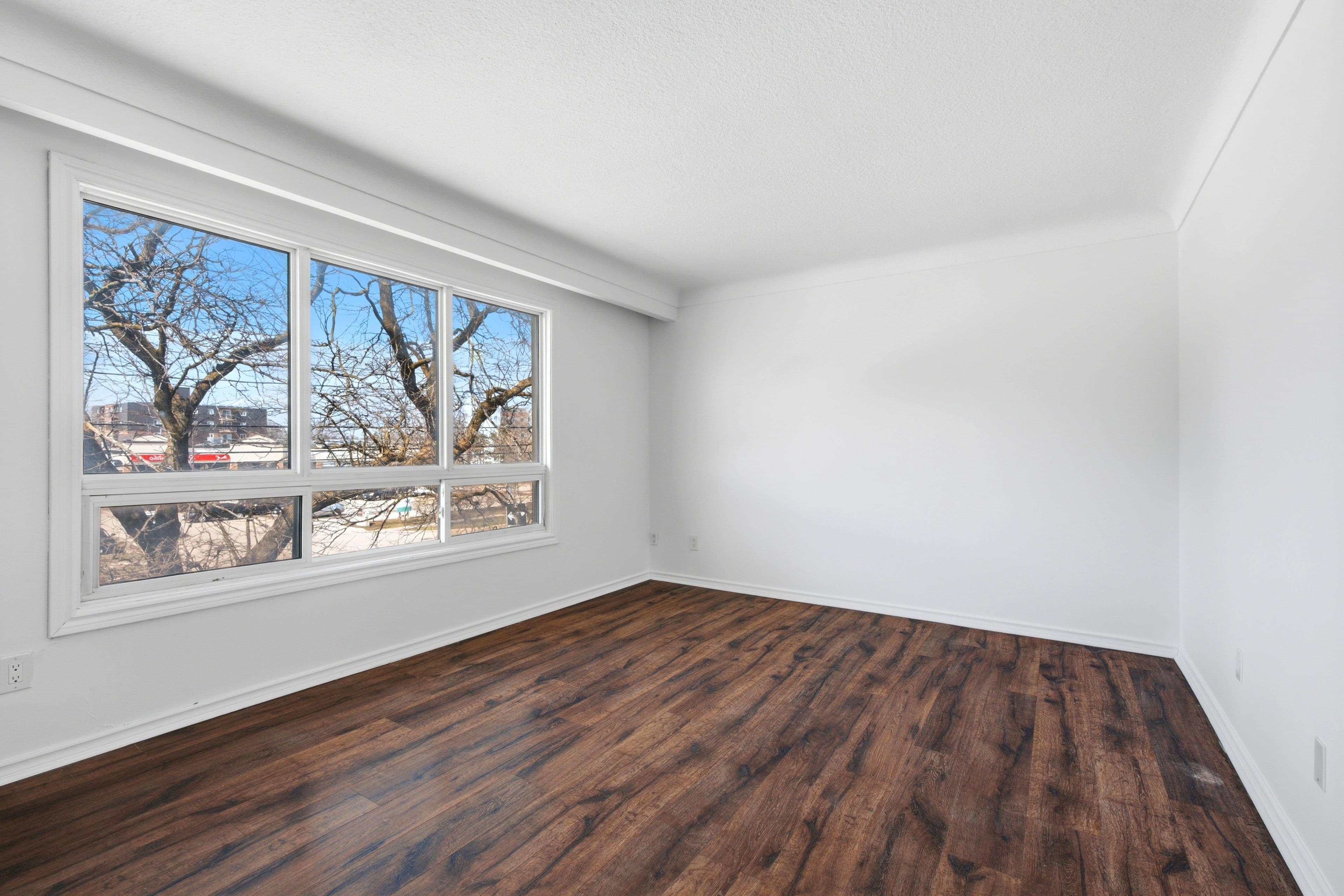 66 Willow Road 6, Guelph, ON N1H 1W2