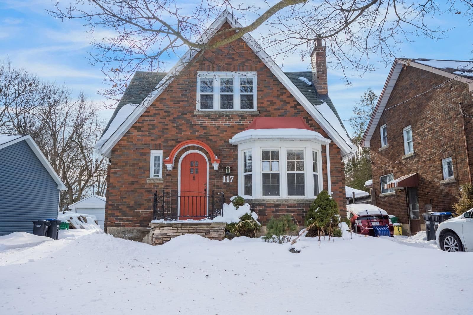 117 Mill Street S, Brampton, ON L6Y 1T4