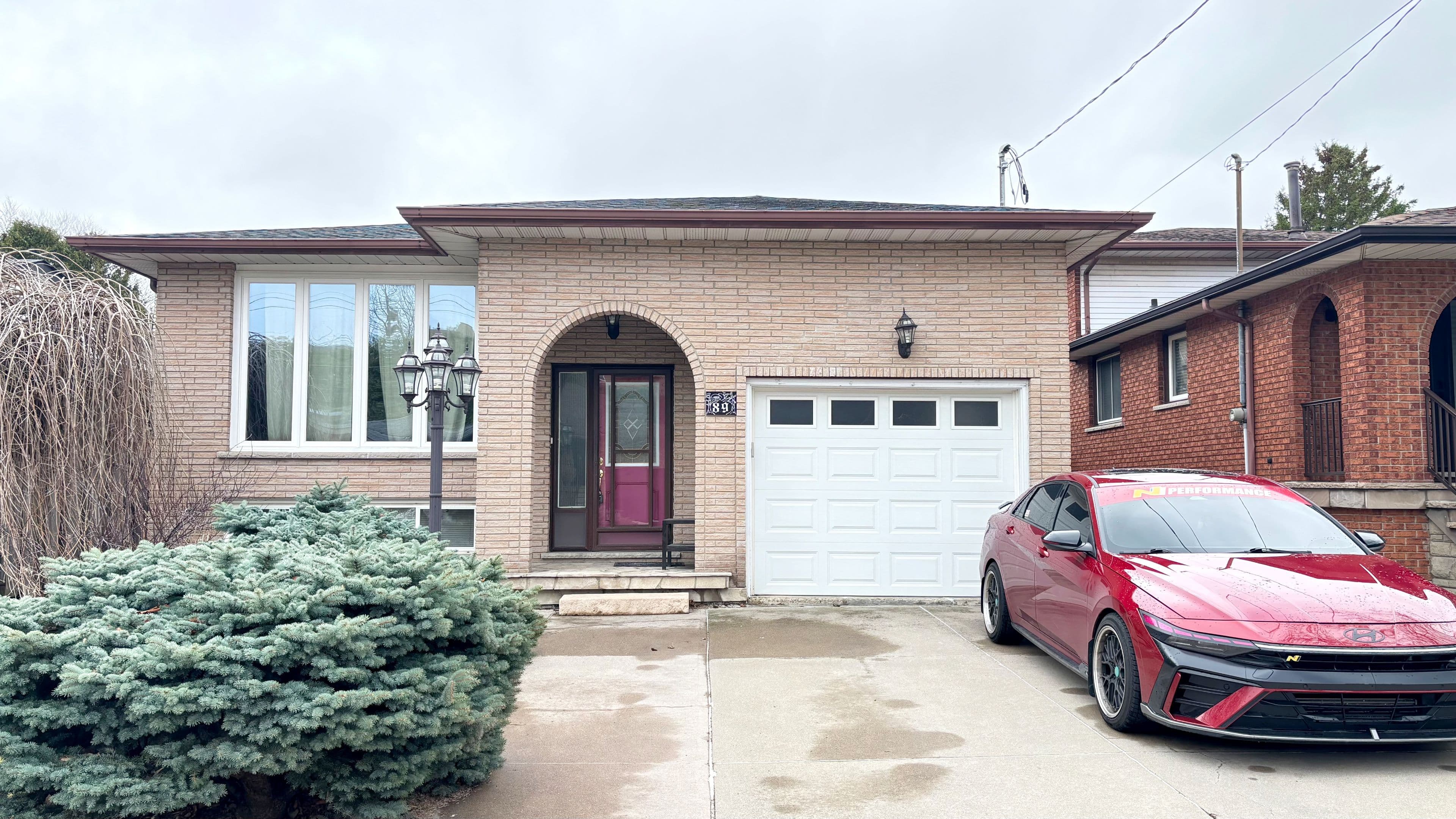 89 Greencedar Drive Main, Hamilton, ON L9C 6W4