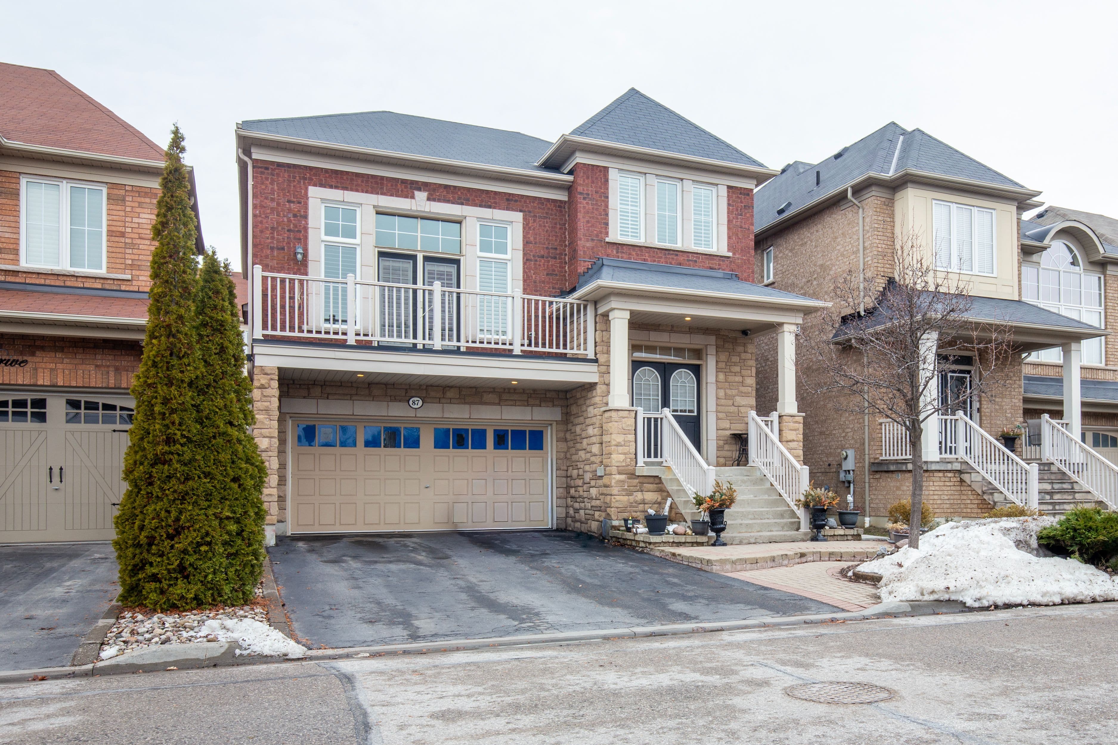 87 Booker Drive, Ajax, ON L1Z 0J4