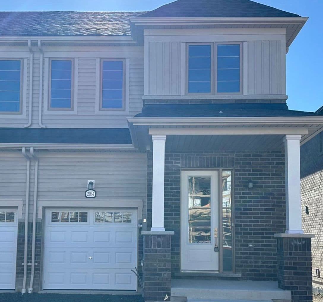 2034 Cameron Lott Crescent, Oshawa, ON L1L 0S1
