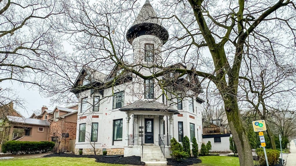 347 Queen Street S, Hamilton, ON L8P 3T8