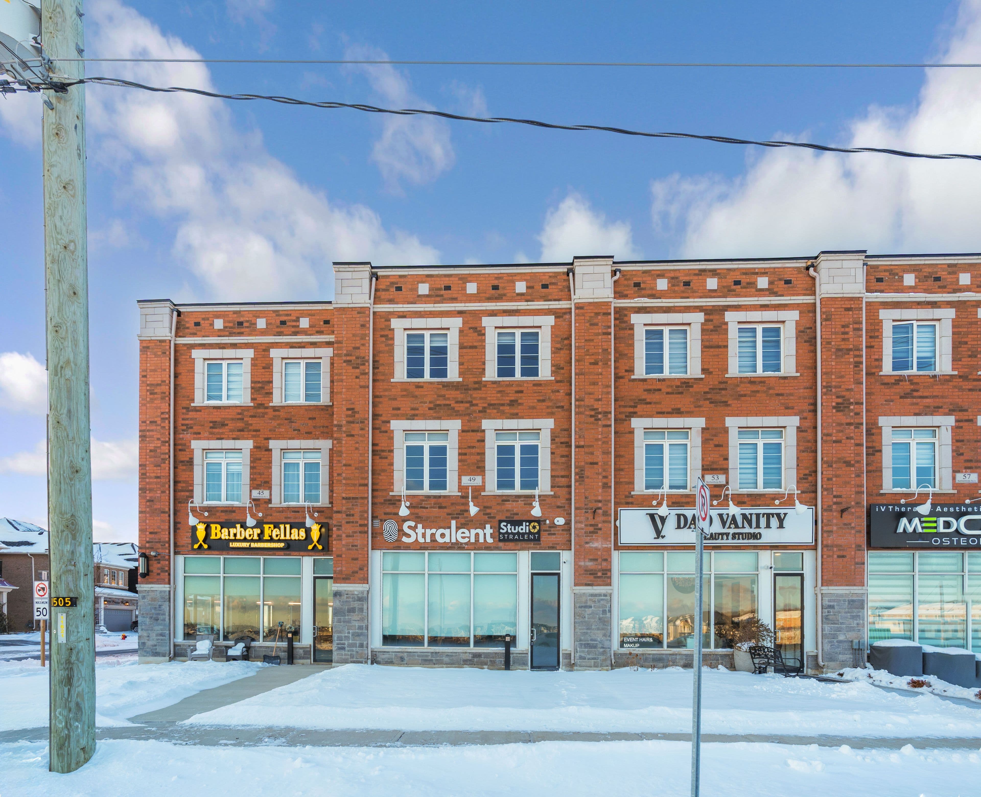 49 Burnhamthorpe Road E, Oakville, ON L6H 7C8