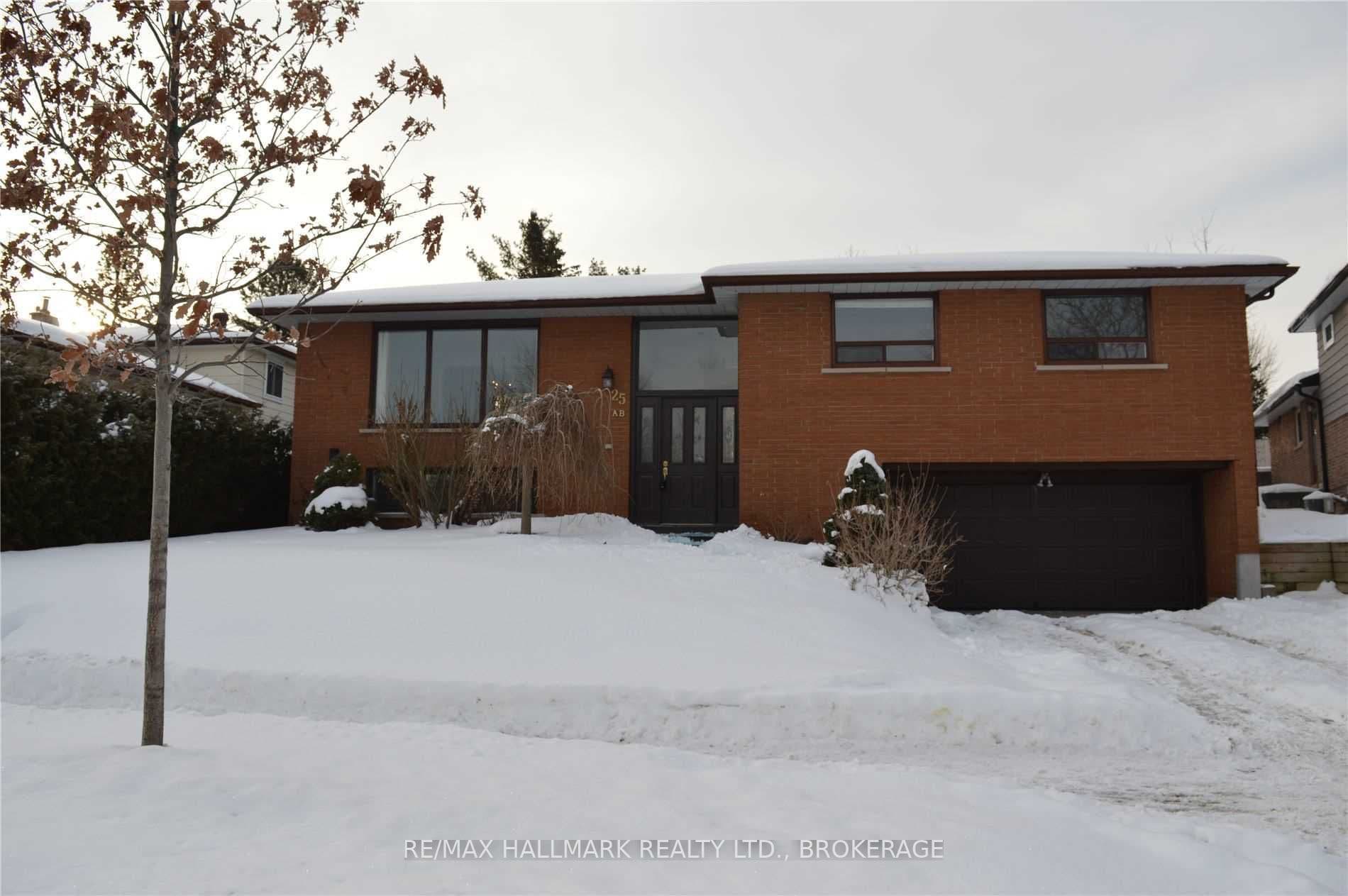 25 Glenridge Road Main, Barrie, ON L4N 2X9