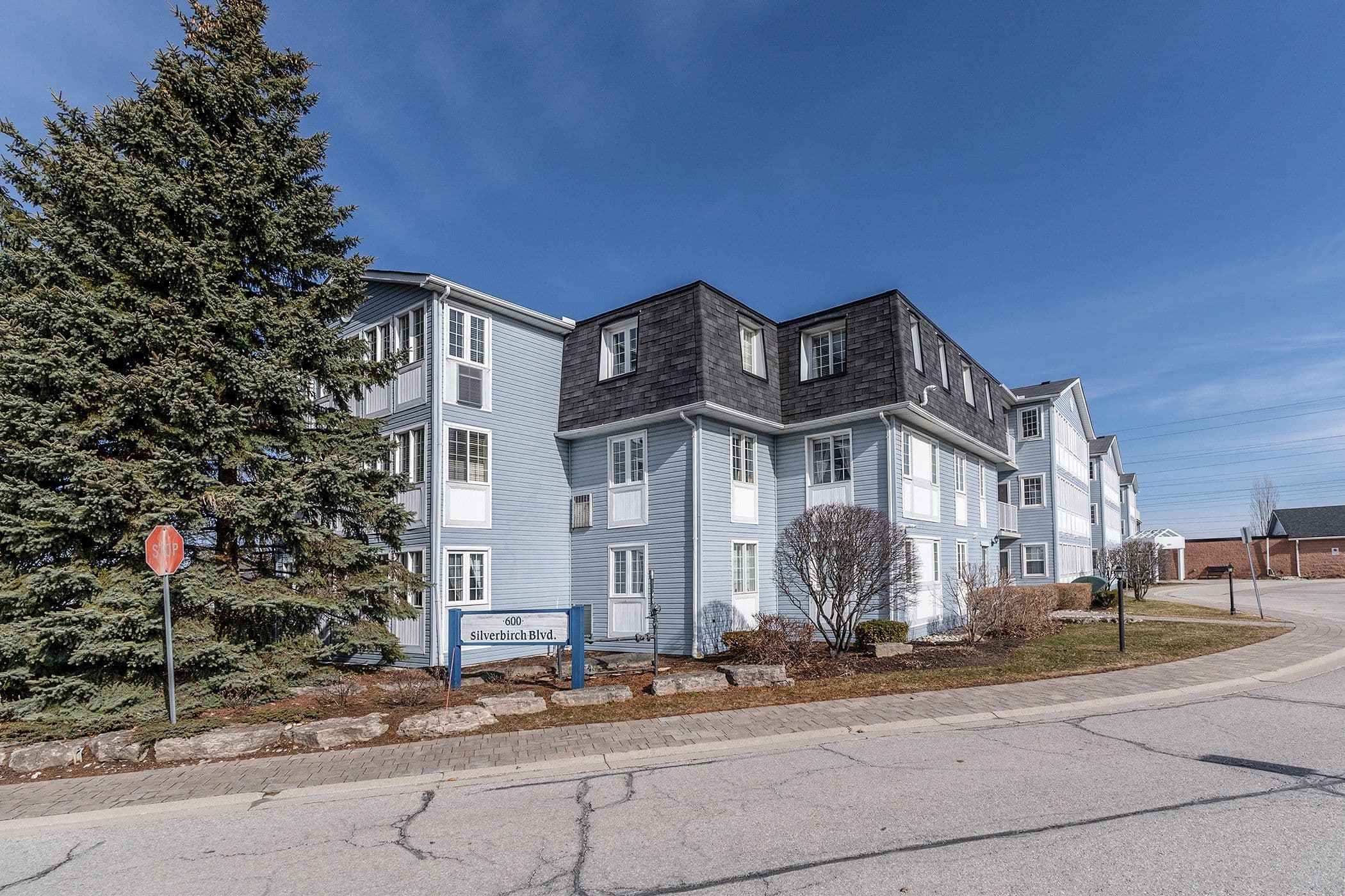 600 Silverbirch Boulevard 308, Hamilton, ON L0R 1W0