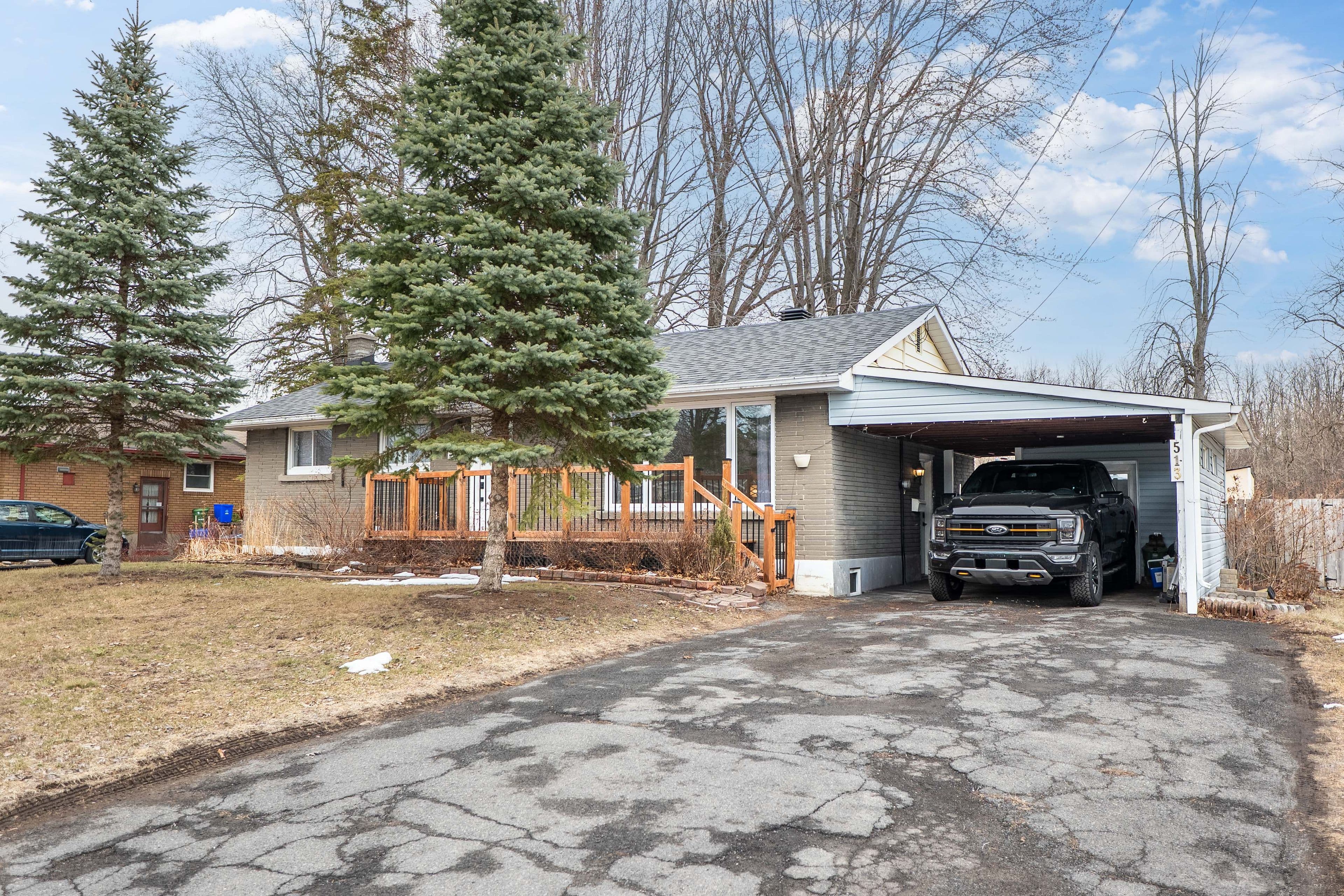 513 Joyce Street, Cornwall, ON K6J 1Y1