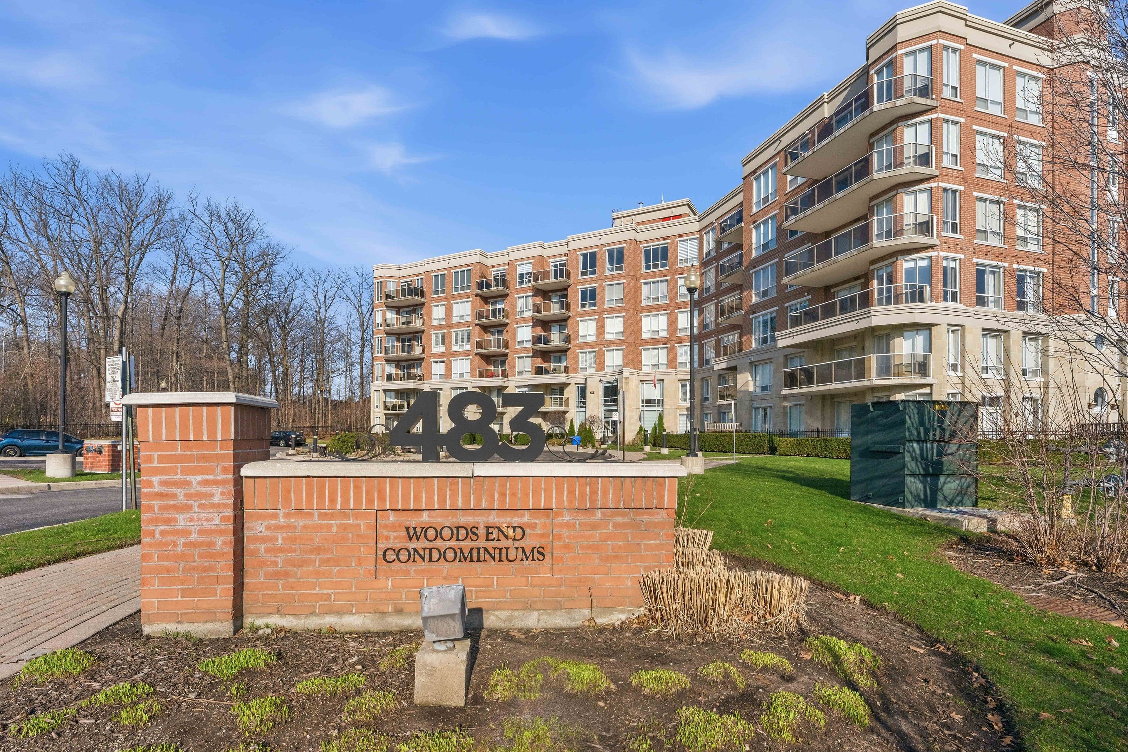 483 Faith Drive 203, Mississauga, ON L5R 0A1