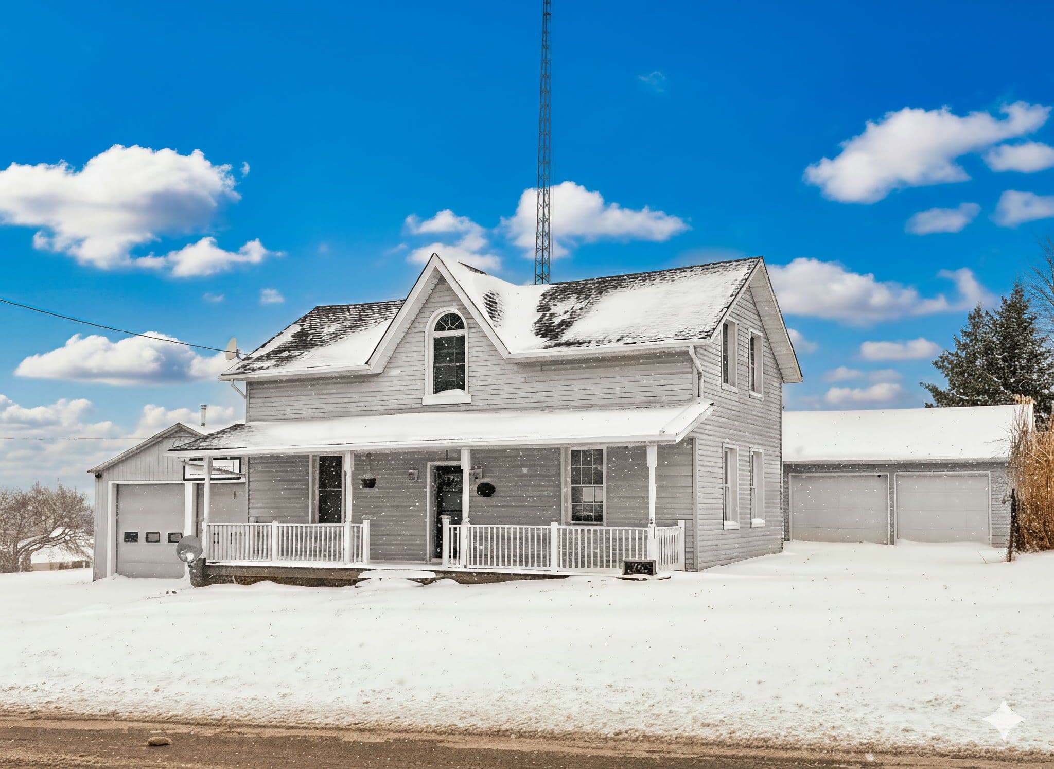 76 Main Street E, Mapleton, ON N0G 1P0