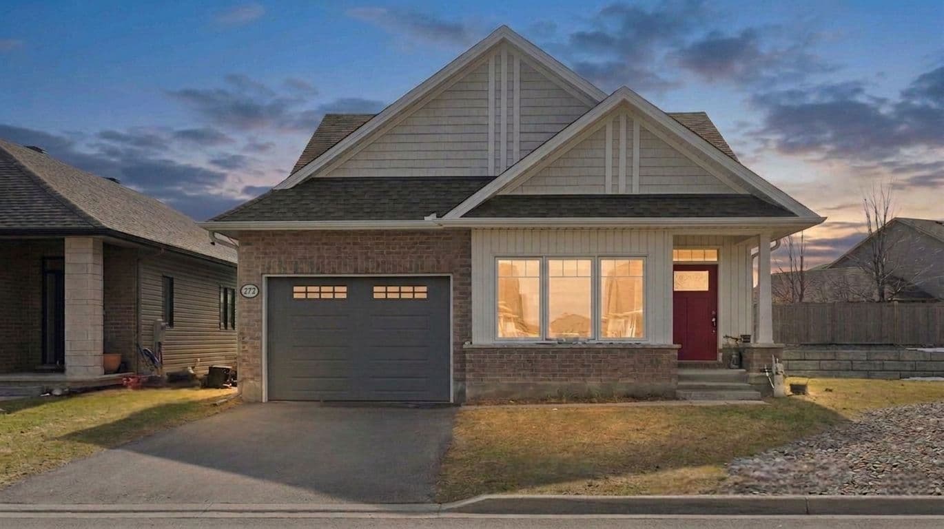 272 Maygrass Way, Stittsville - Munster - Richmond, ON K2S 2K9
