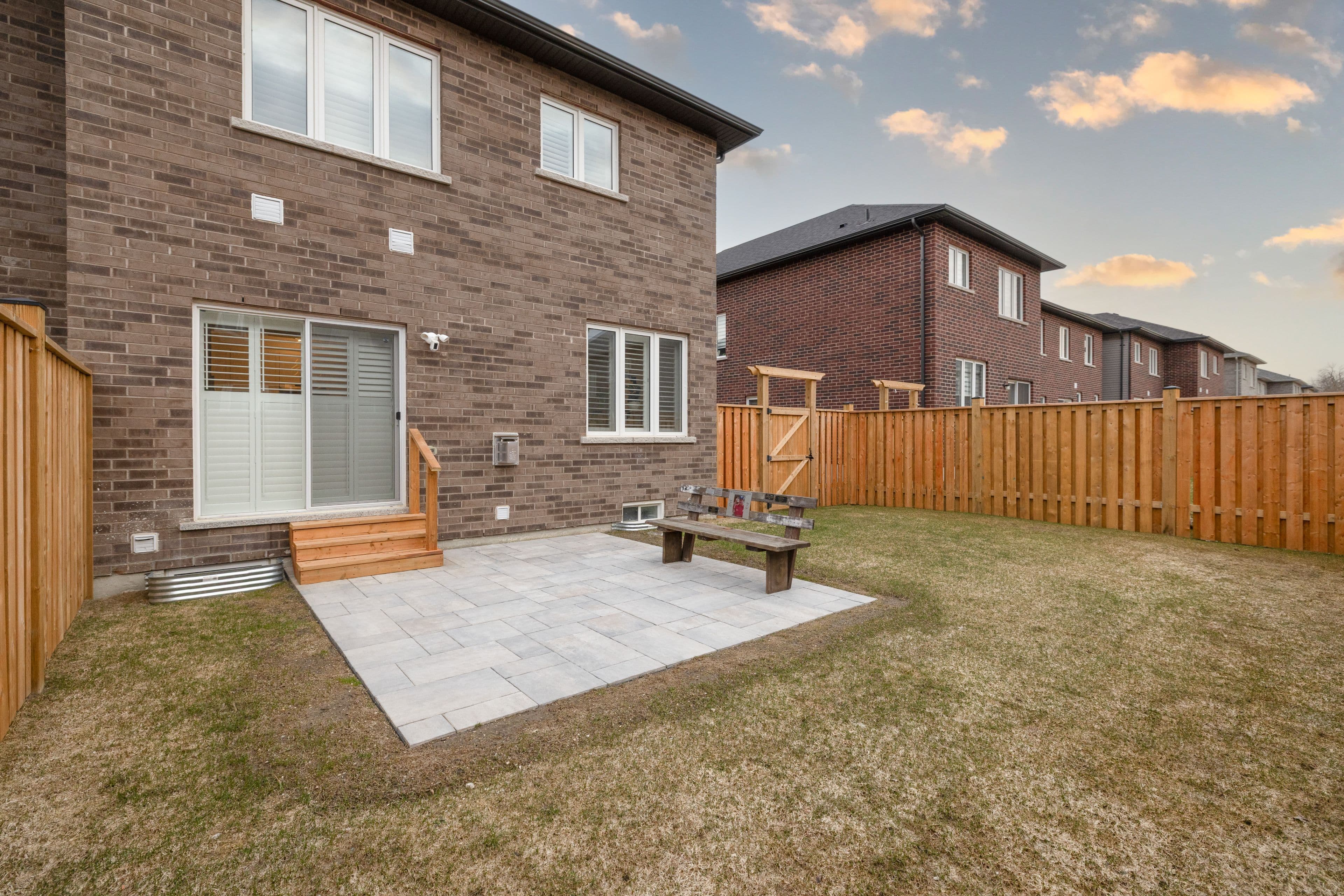 32 Autumn Drive, Wasaga Beach, ON L9Z 0K7