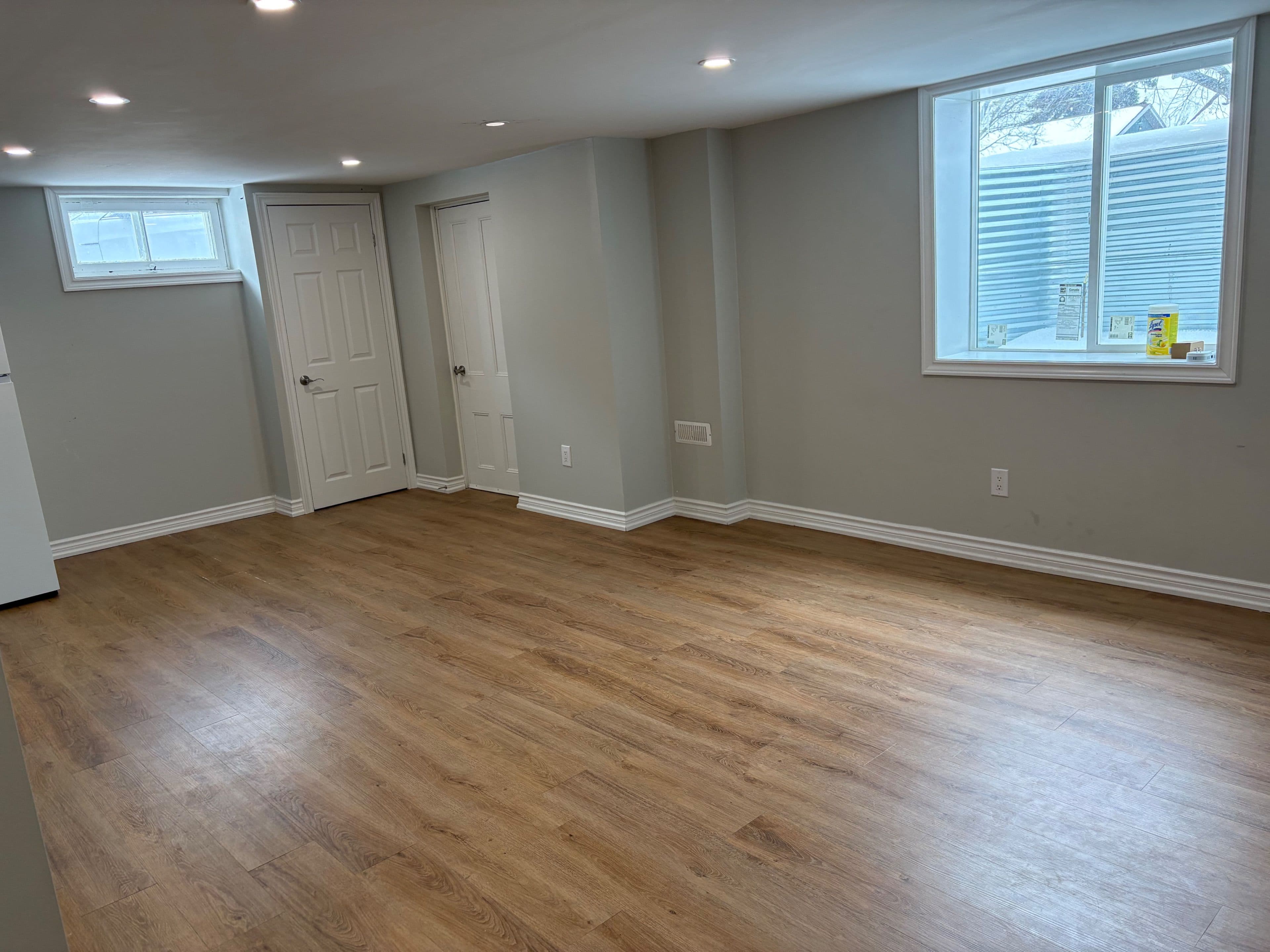 473 Gibbons Street Lower, Oshawa, ON L1J 4Z3