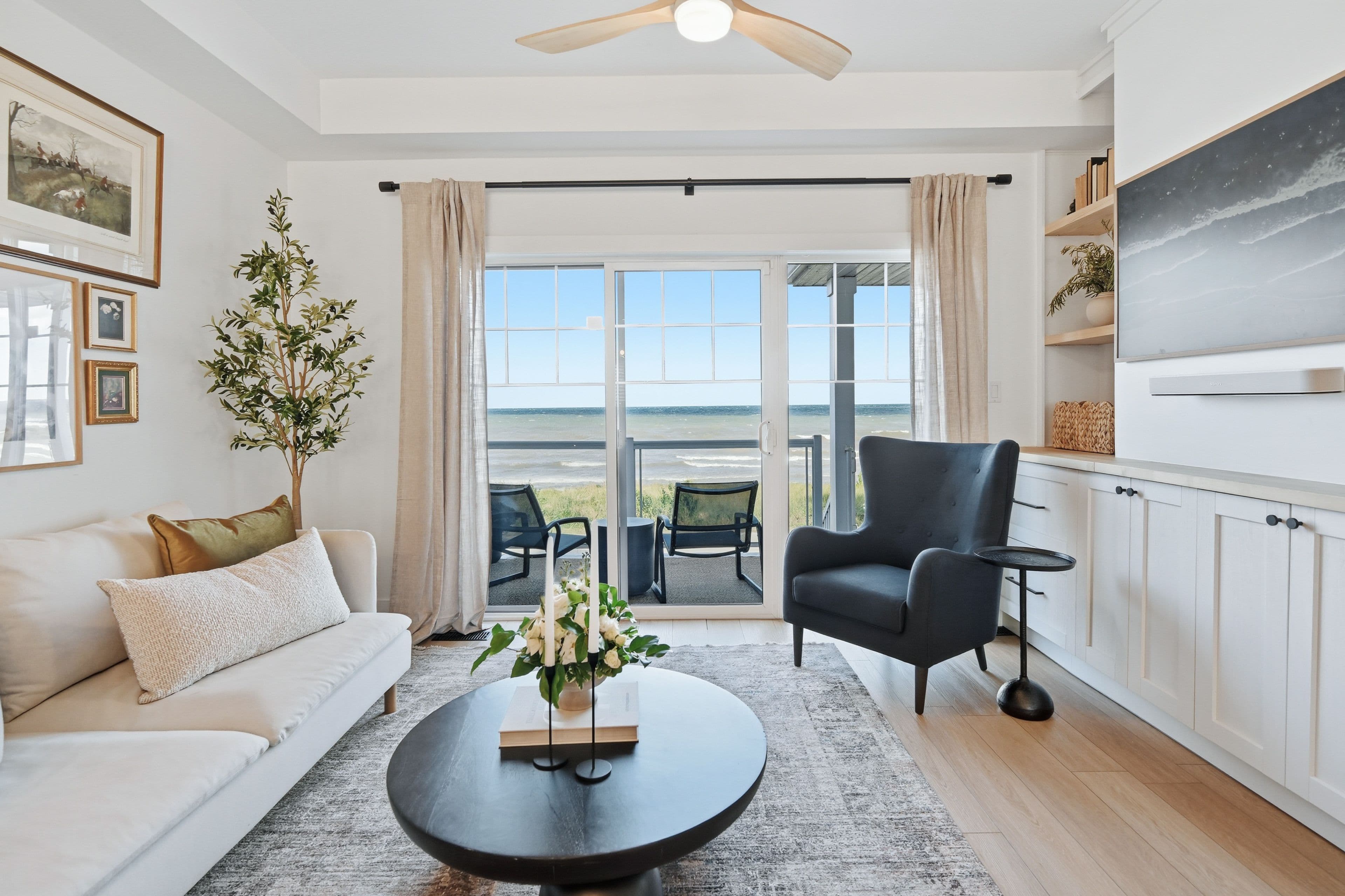 337 Beach Boulevard 7, Hamilton, ON L8H 6W4