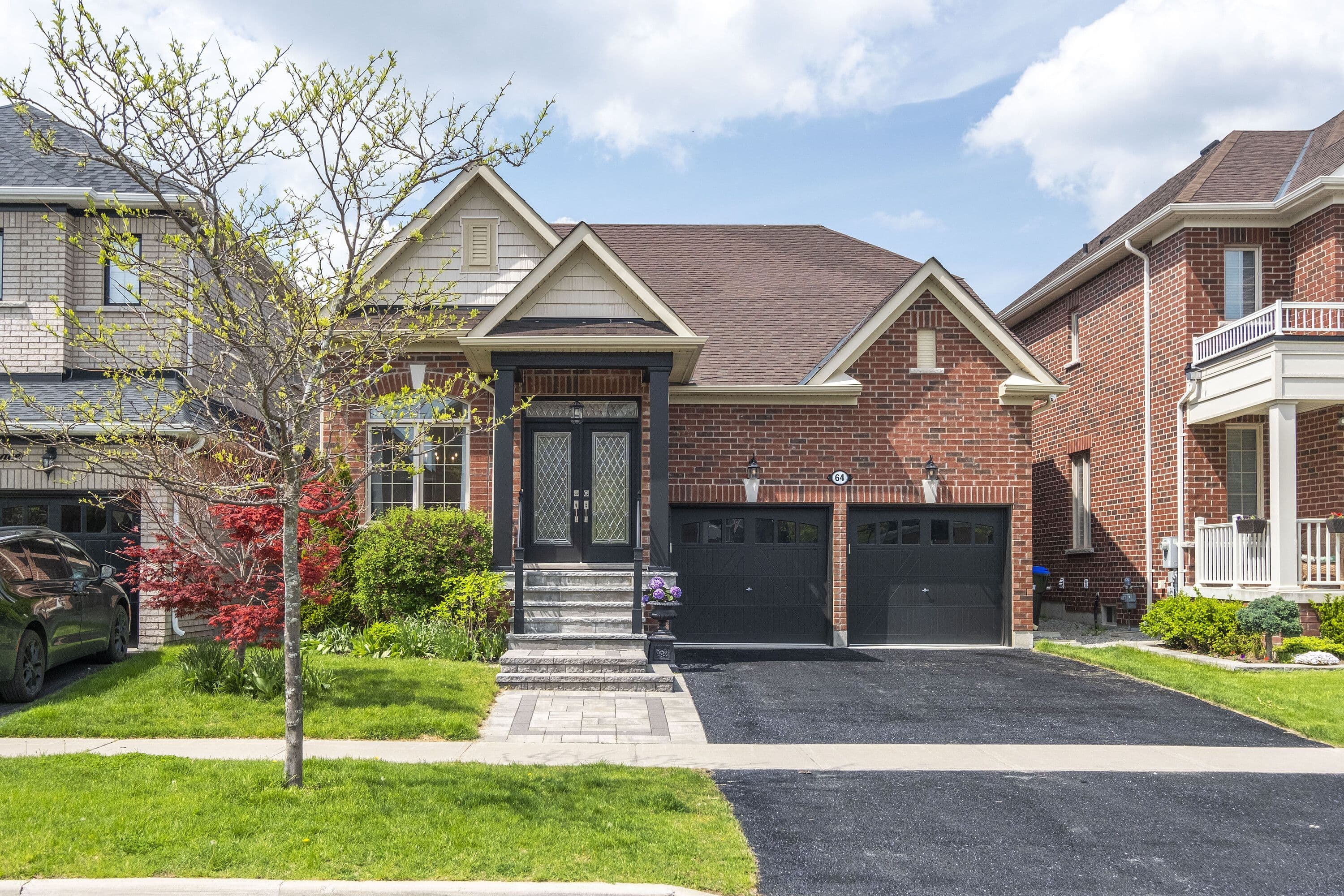 64 Weaver Terrace, New Tecumseth, ON L0G 1W0