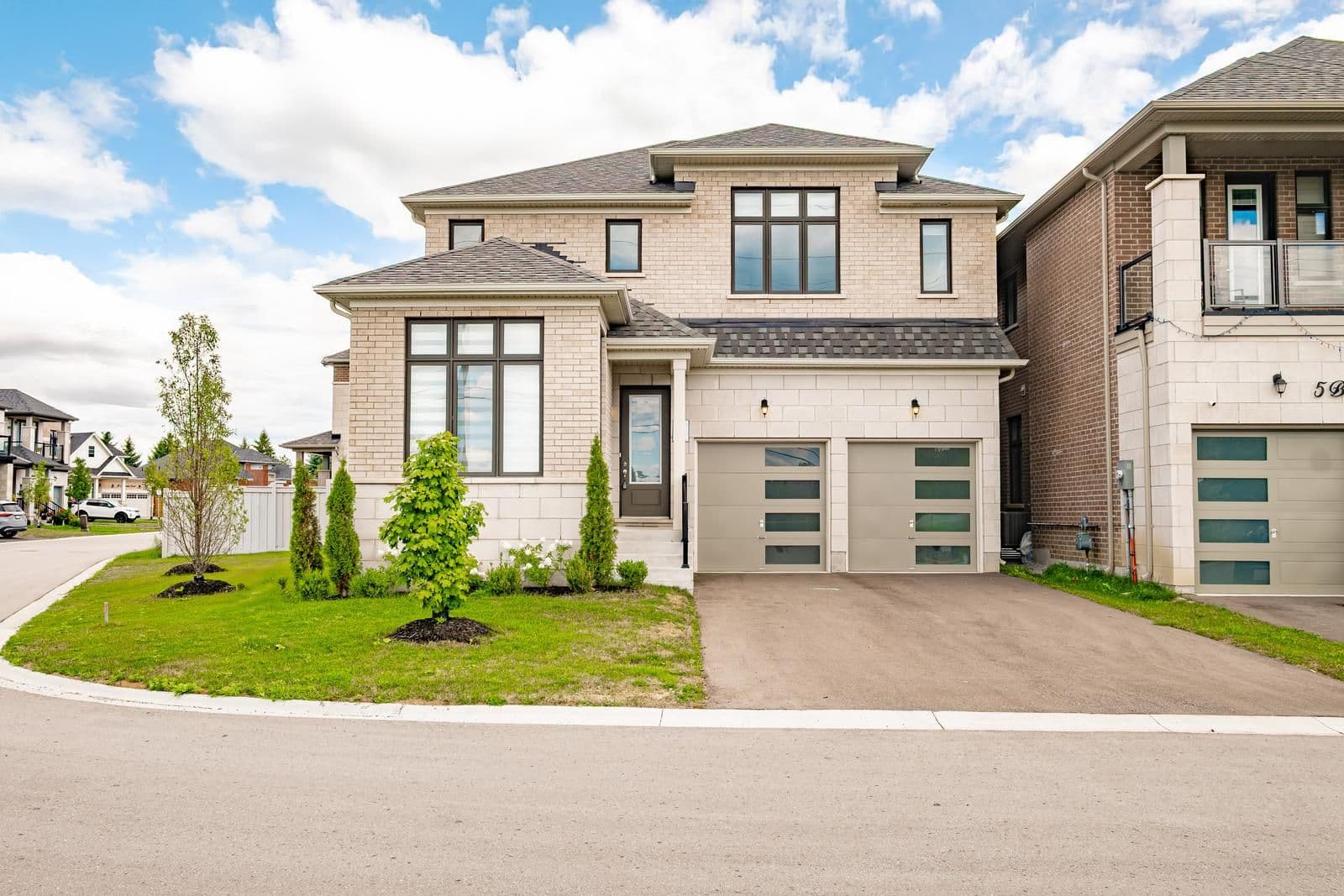 7 Ballanview Court, Whitchurch-Stouffville, ON L4A 4W9